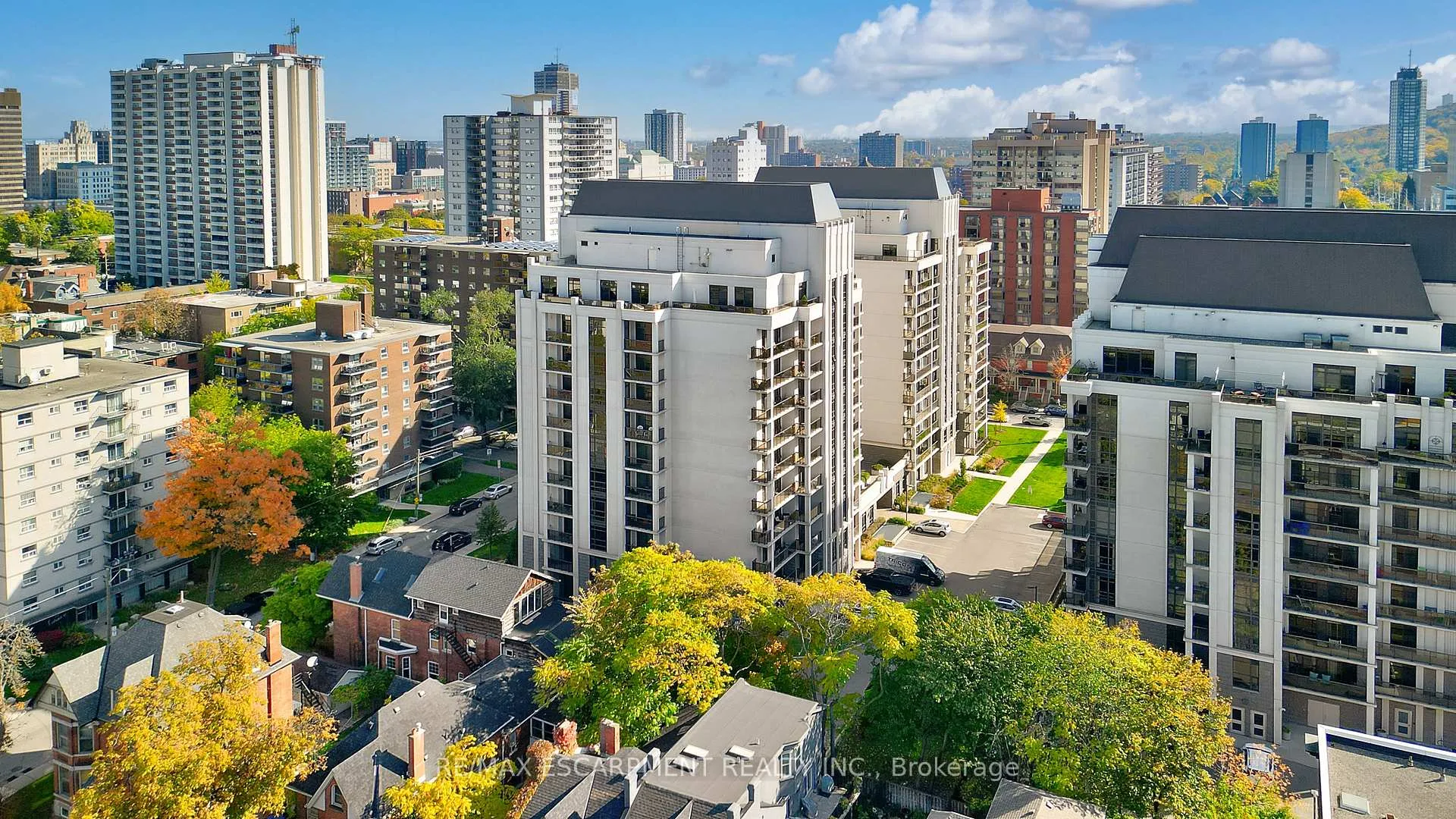 Photo 3 of Unit 606, 85 Robinson Street, Hamilton, Durand — HOMEH