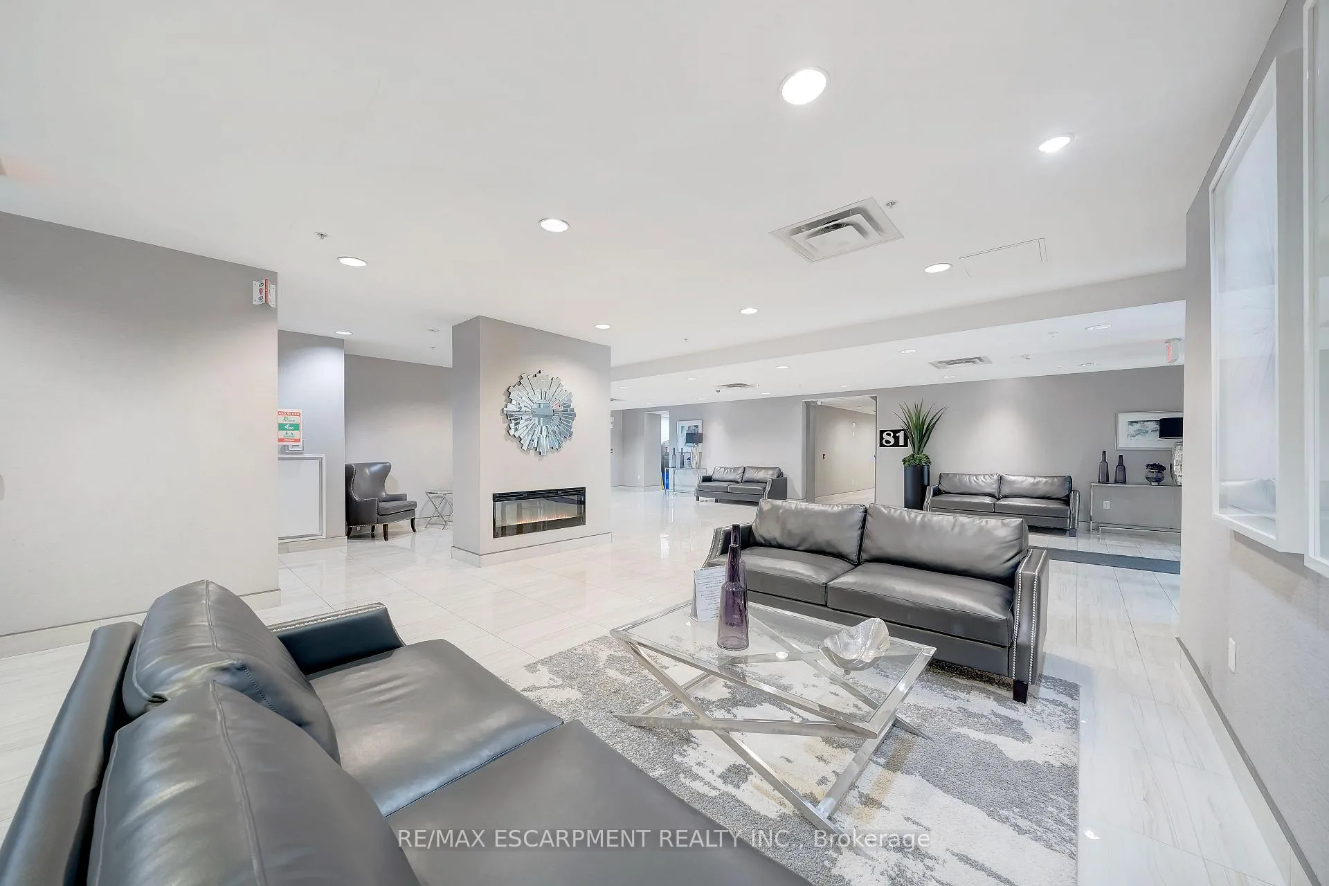 Photo 5 of Unit 606, 85 Robinson Street, Hamilton, Durand — HOMEH