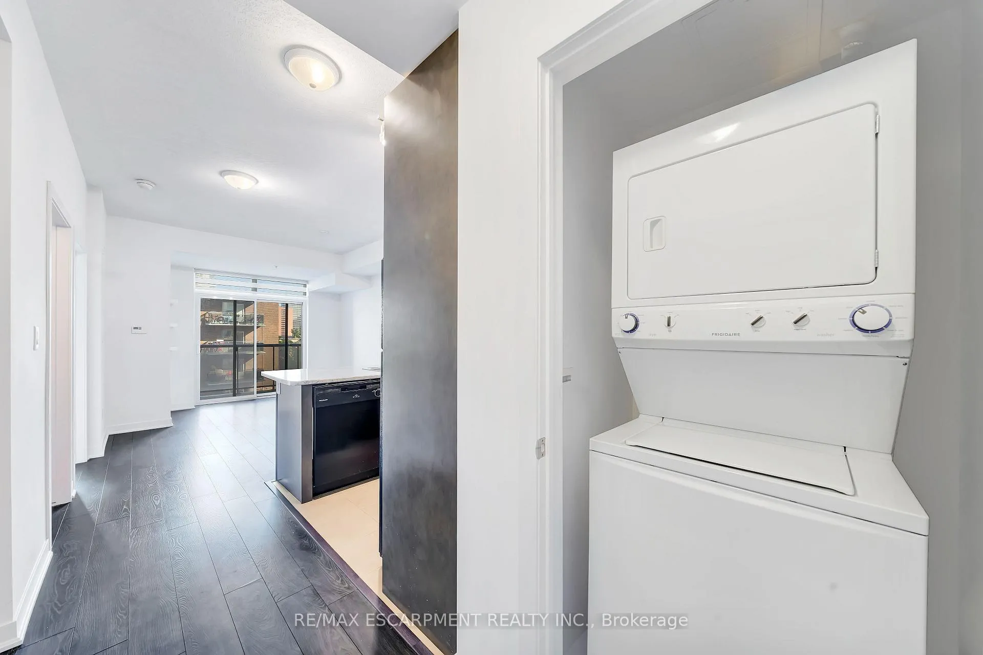 Photo 10 of Unit 606, 85 Robinson Street, Hamilton, Durand — HOMEH