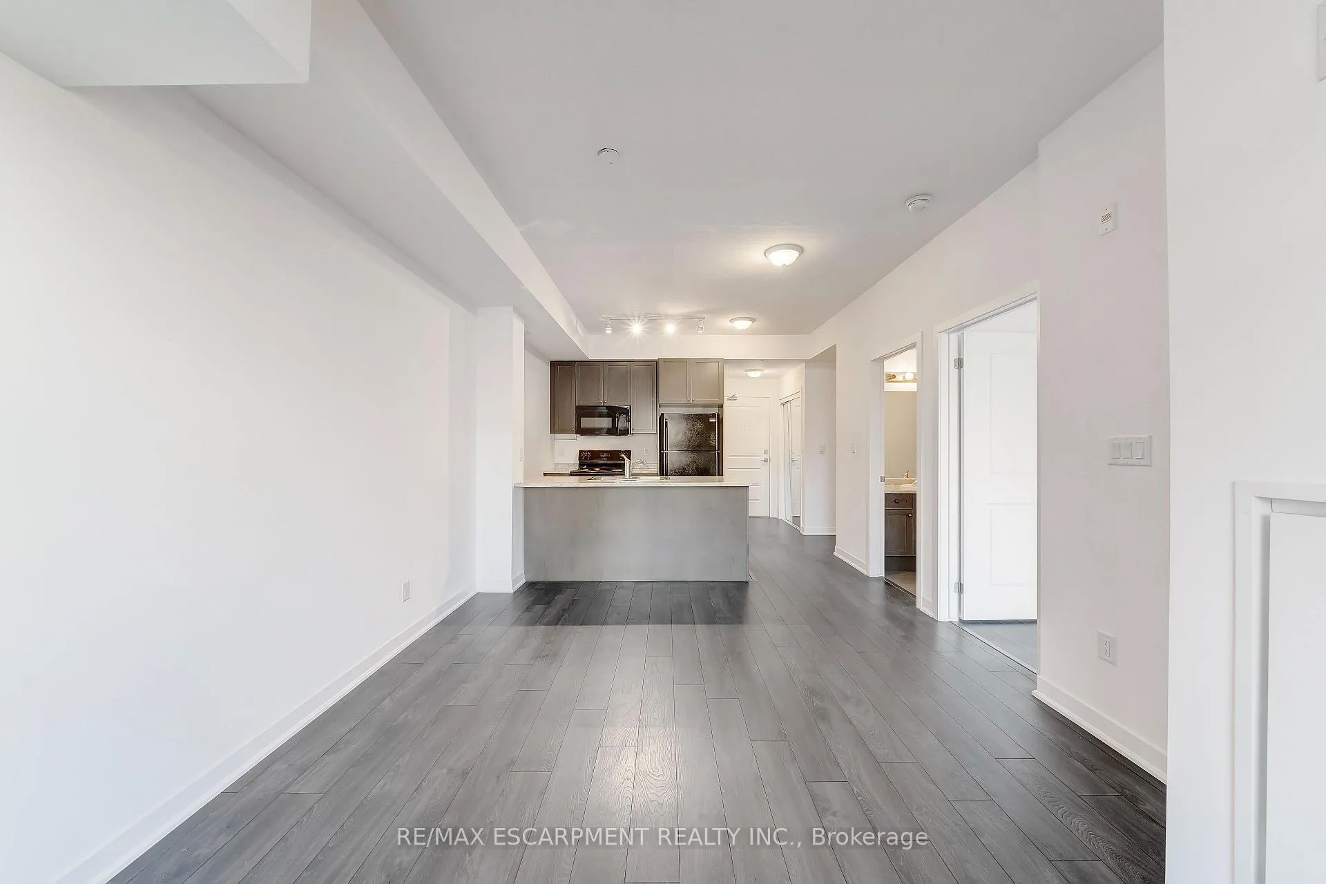 Photo 22 of Unit 606, 85 Robinson Street, Hamilton, Durand — HOMEH