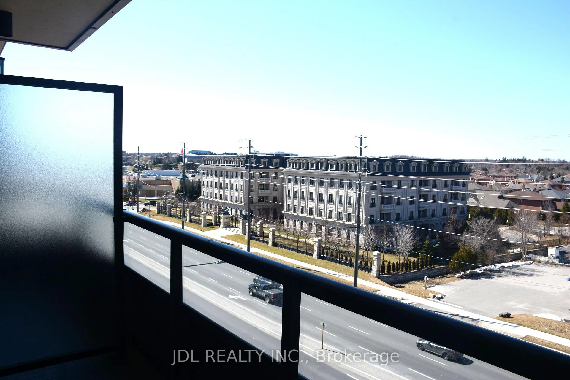Photo 4 of Unit 716, 25 Water Walk Drive, Markham, Unionville — HOMEH
