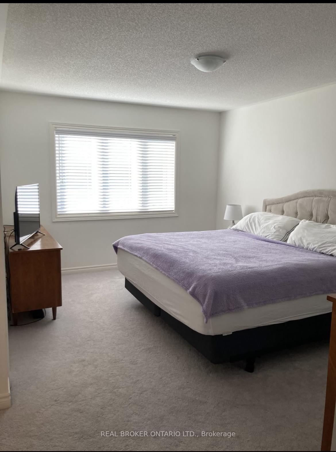 Photo 10 of 102 Elephant Hill Drive, Clarington, Bowmanville — HOMEH
