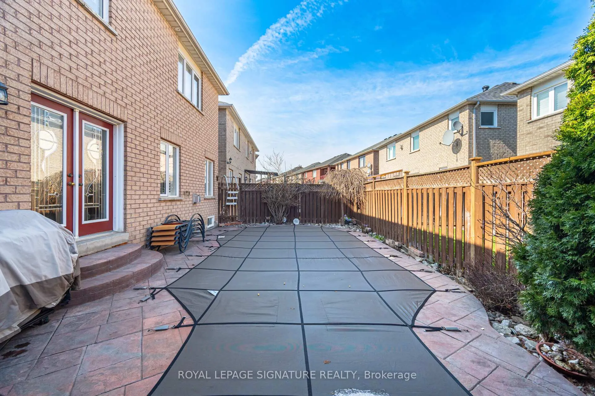 Photo 35 of 25 Madronna Gardens, Brampton, Fletcher's Meadow — HOMEH