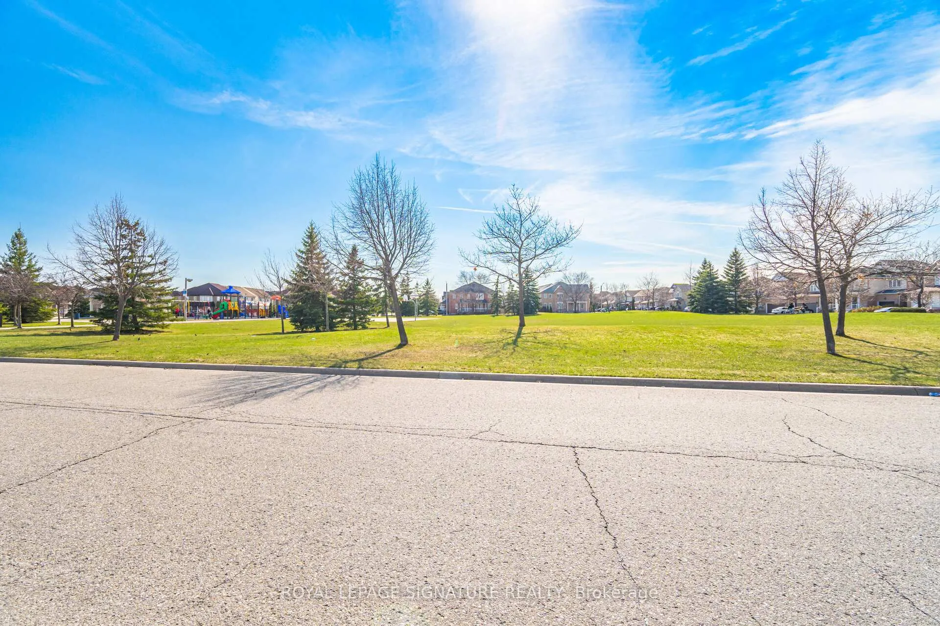 Photo 39 of 25 Madronna Gardens, Brampton, Fletcher's Meadow — HOMEH