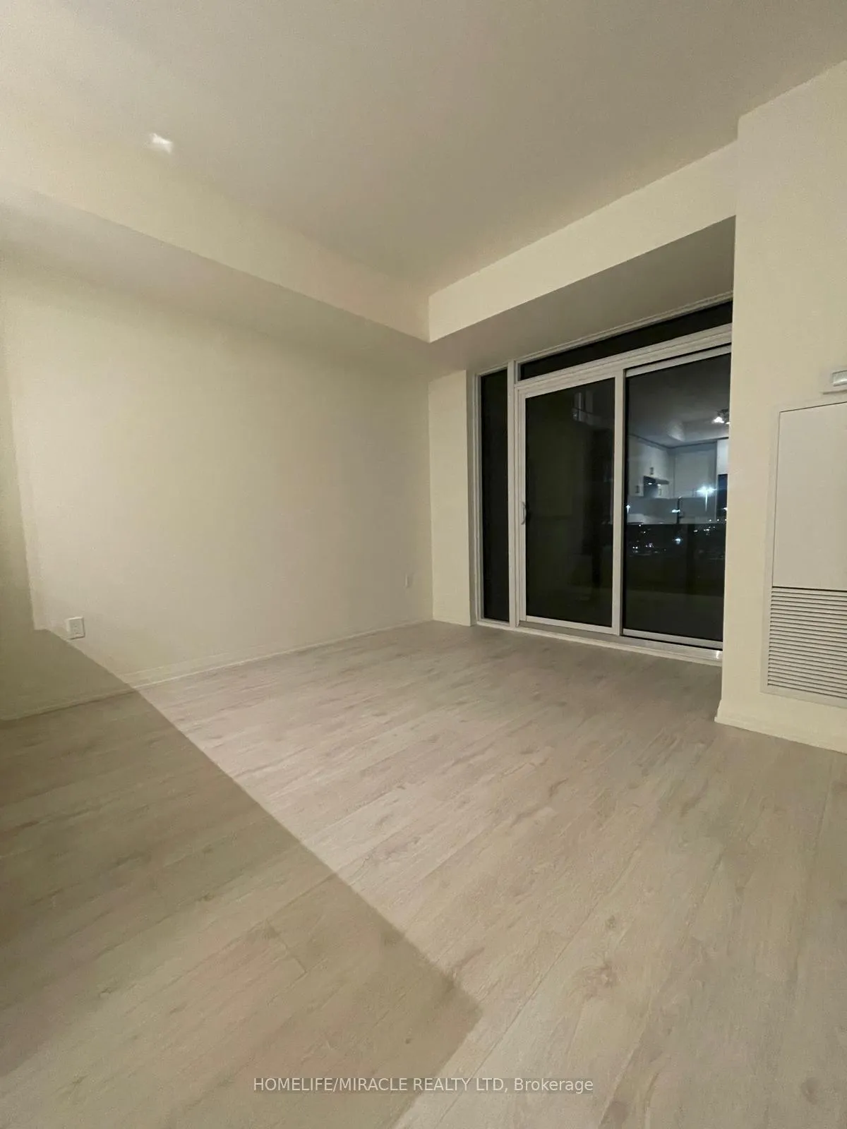 Photo 12 of Unit 416, 8960 Jane Street, Vaughan, Concord — HOMEH