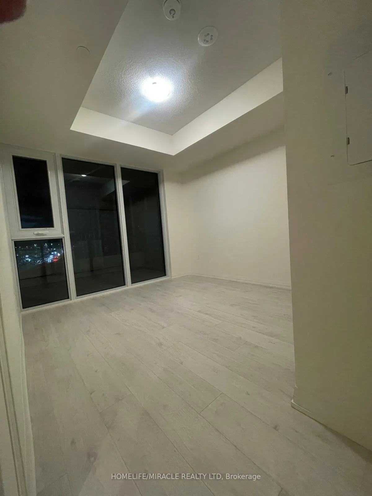 Photo 13 of Unit 416, 8960 Jane Street, Vaughan, Concord — HOMEH