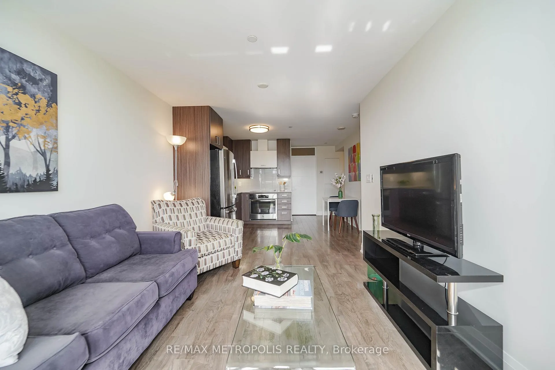 Photo 2 of Unit 819, 18 Uptown Drive, Markham, Unionville — HOMEH