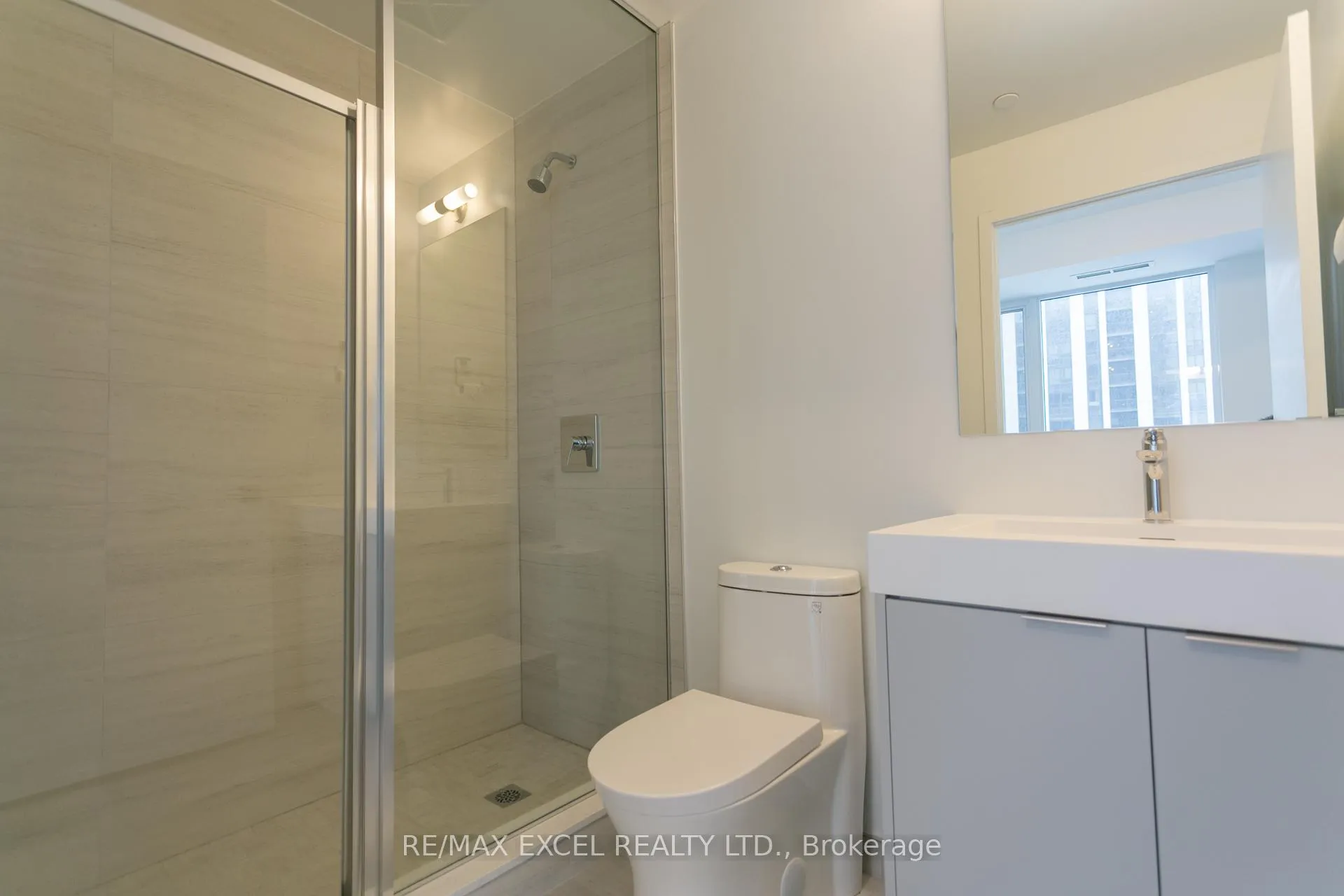 Photo 12 of Unit 818, 10 Abeja Street N, Vaughan, Concord — HOMEH