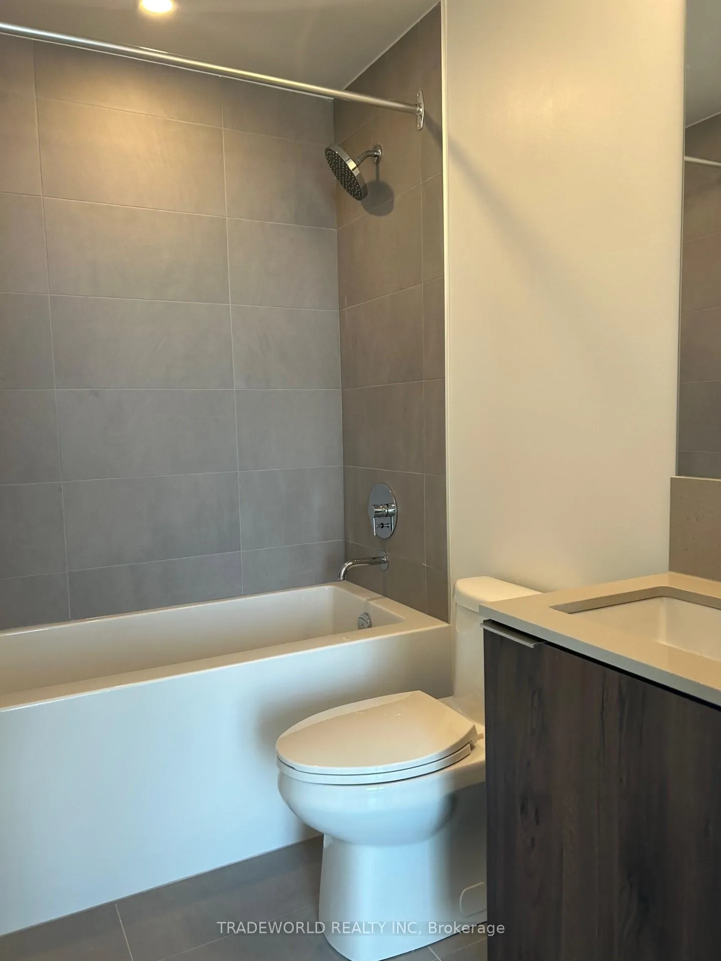Photo 6 of Unit 2306, 7890 Jane Street, Vaughan, Vaughan Corporate Centre — HOMEH