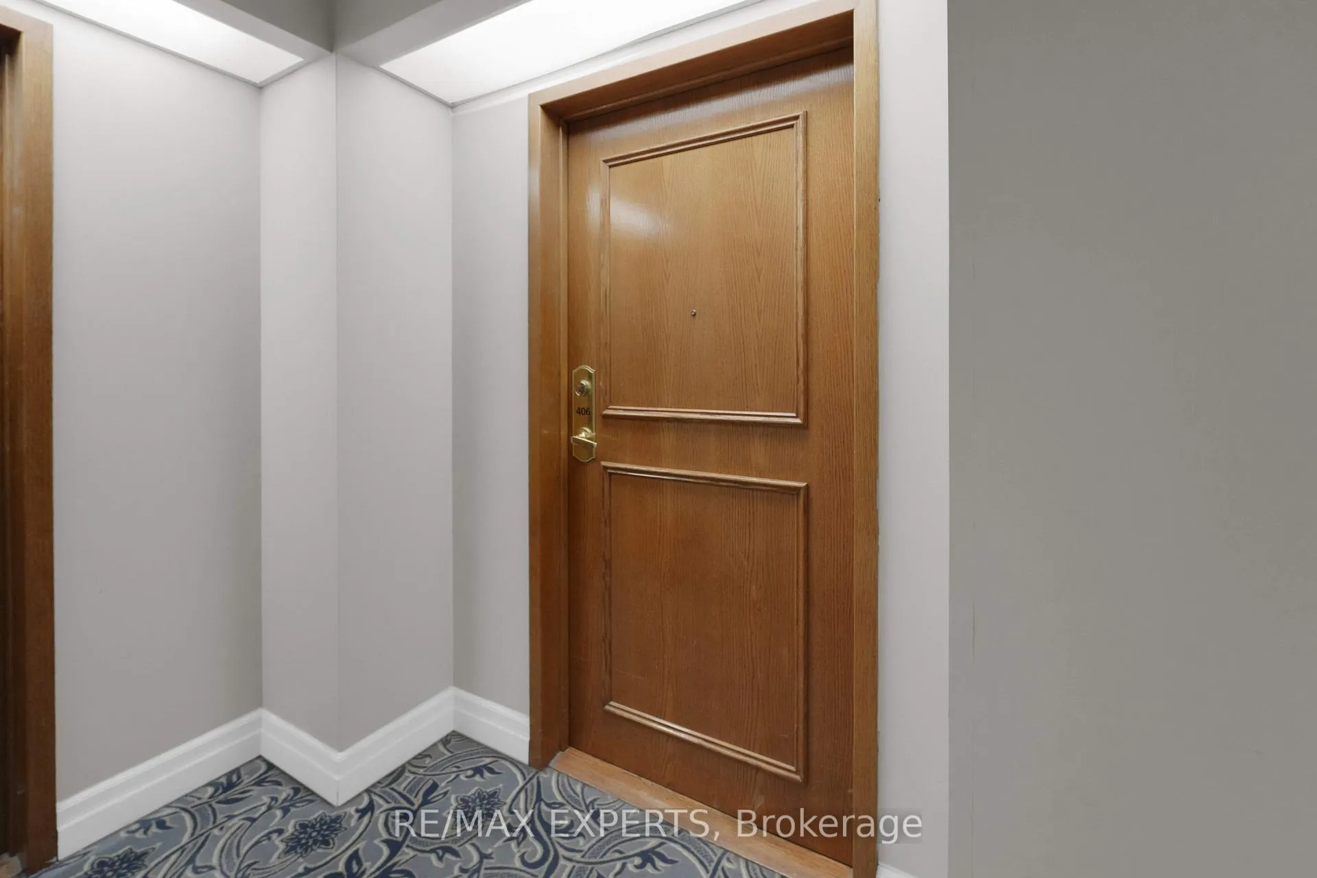 Photo 9 of Unit 406, 2502 Rutherford Road, Vaughan, Maple — HOMEH
