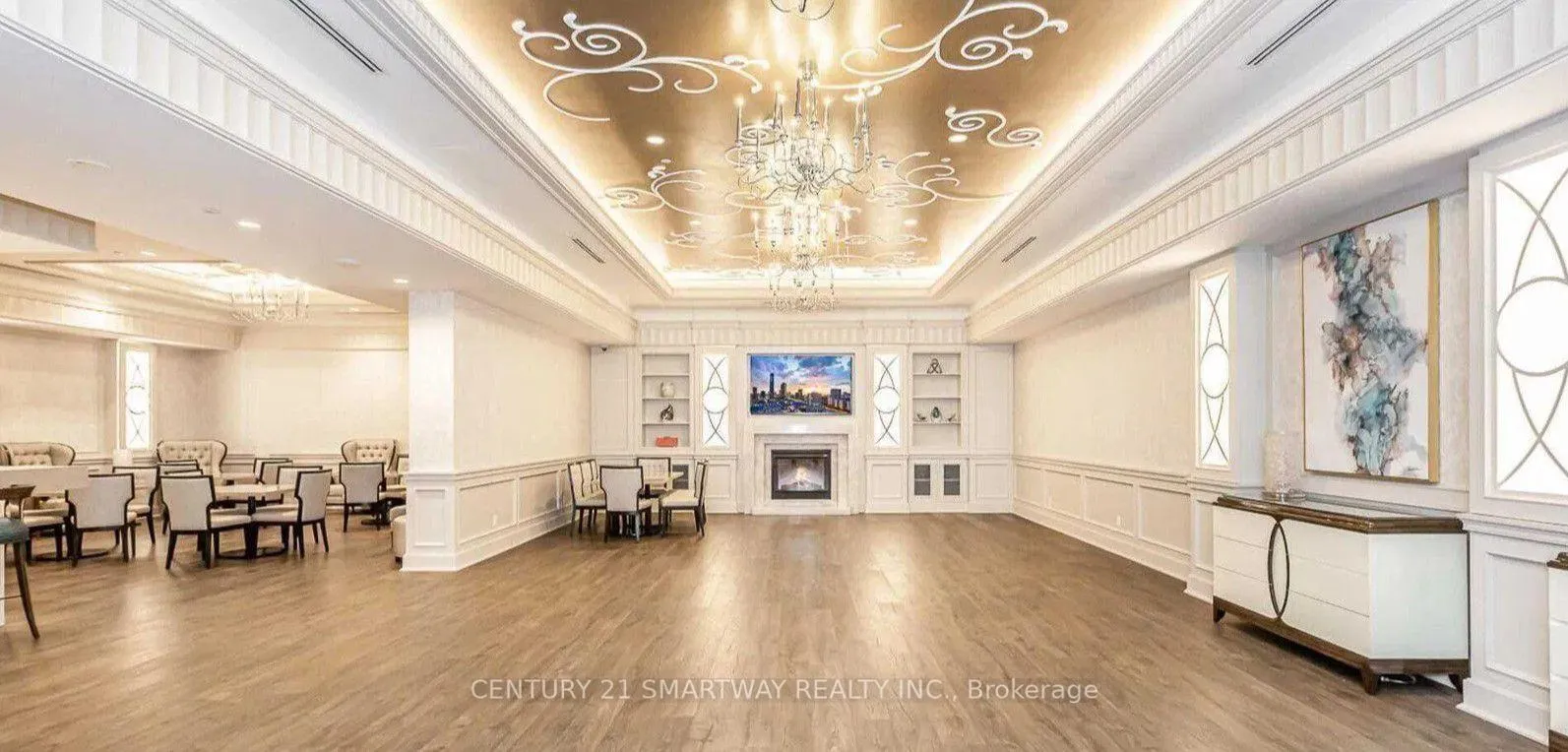 Photo 4 of Unit 520, 9075 Jane Street, Vaughan, Concord — HOMEH