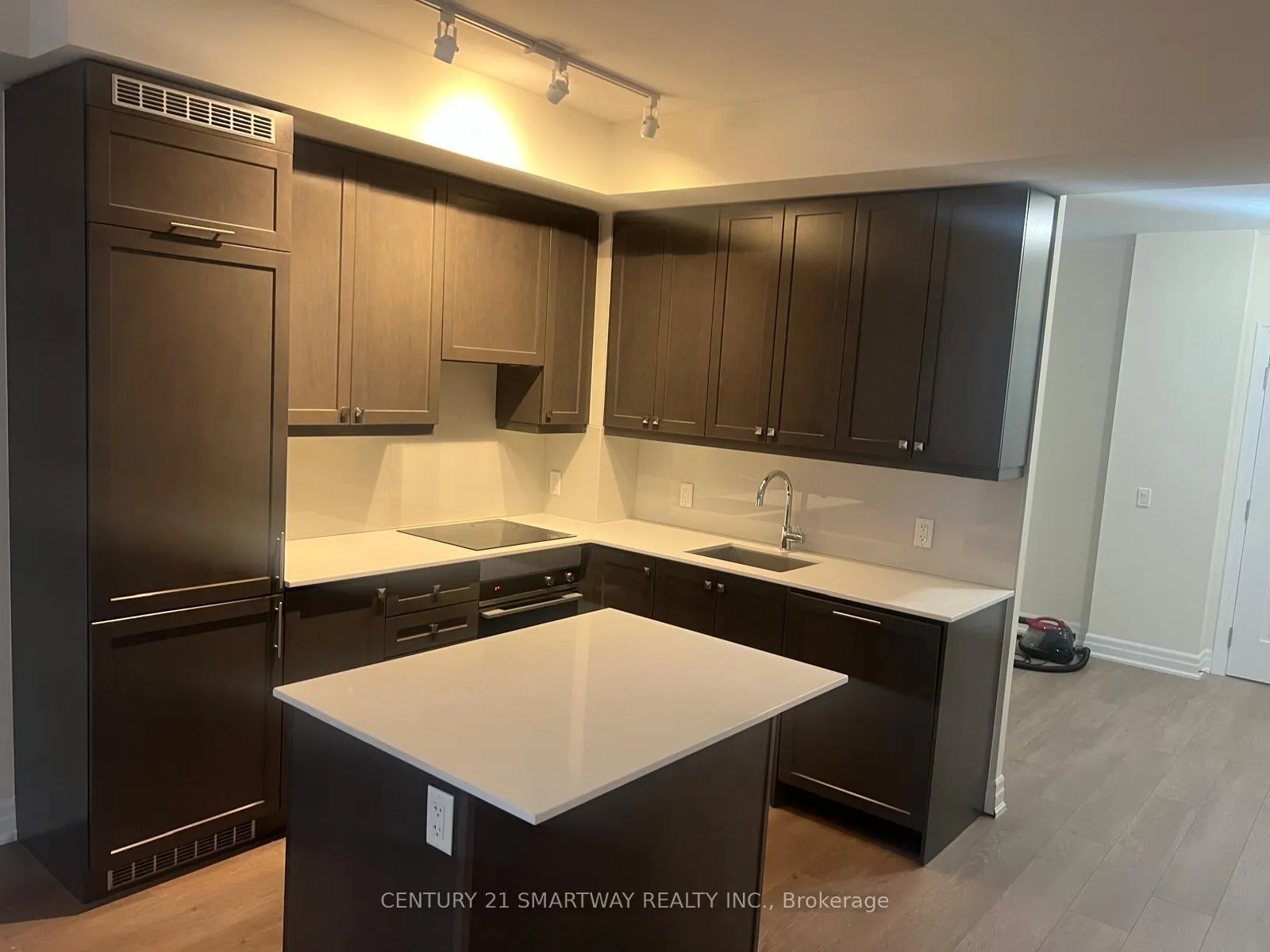 Photo 10 of Unit 520, 9075 Jane Street, Vaughan, Concord — HOMEH