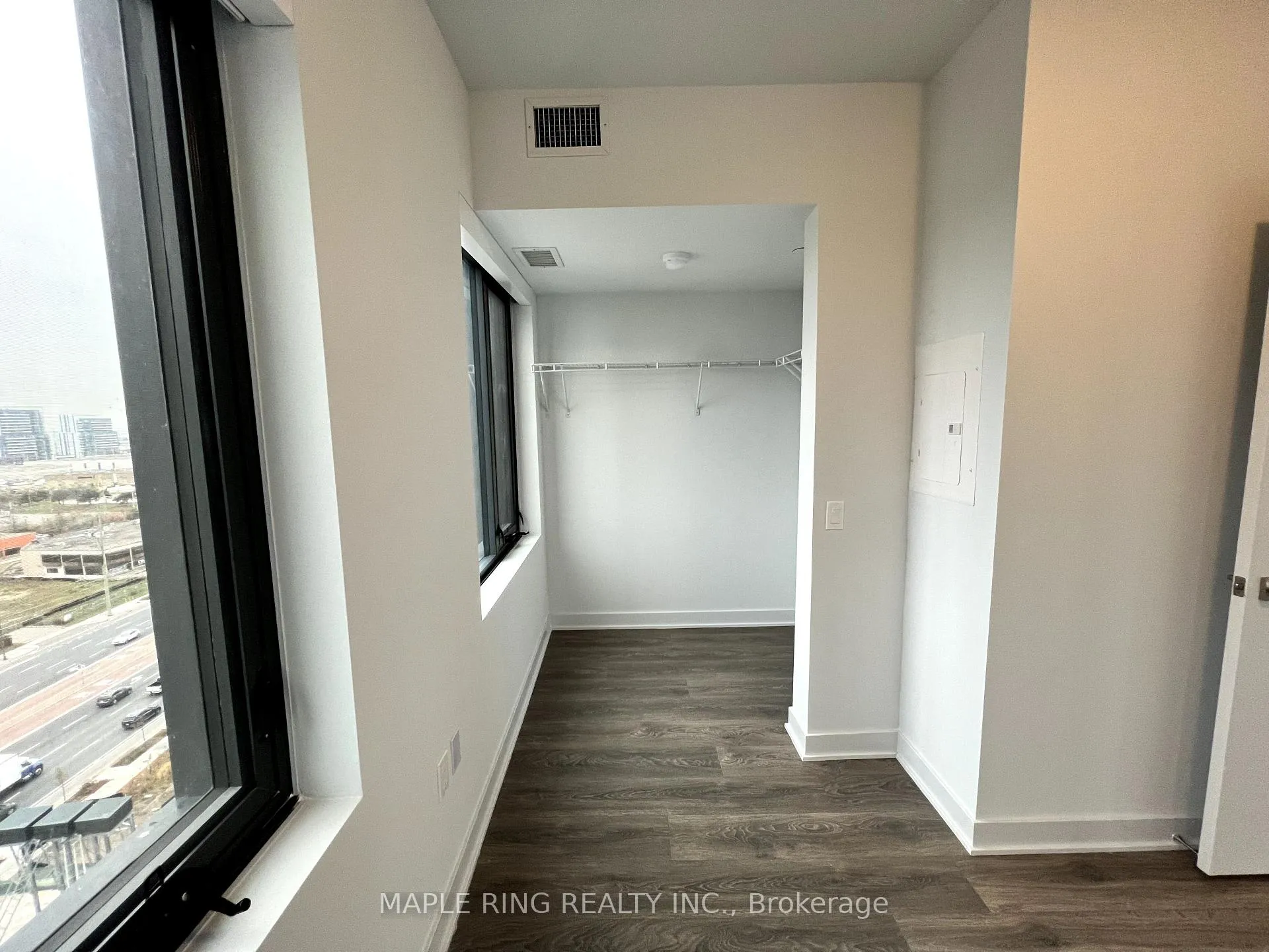Photo 8 of Unit 1207, 2920 Highway 7 Road, Vaughan, Concord — HOMEH