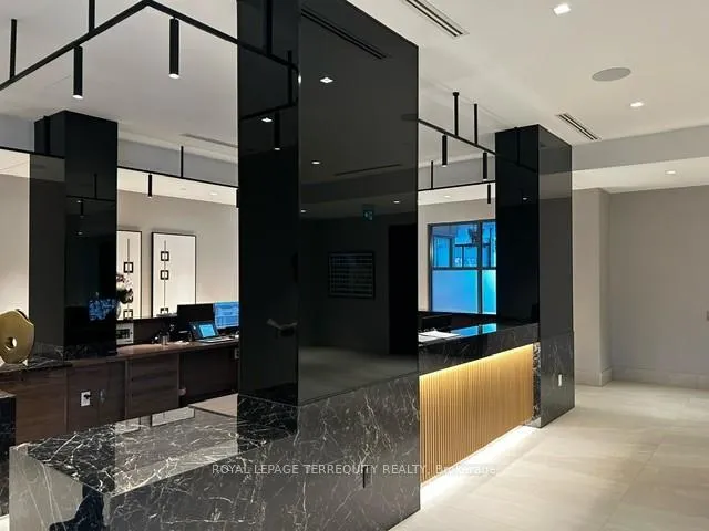 Front of Unit 421, 2545 Simcoe Street N