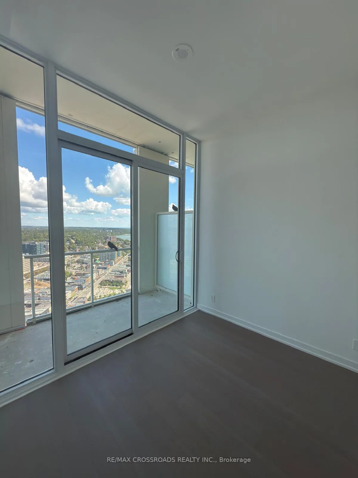 Photo 15 of Unit 3304, 39 Mary Street, Barrie, City Centre — HOMEH