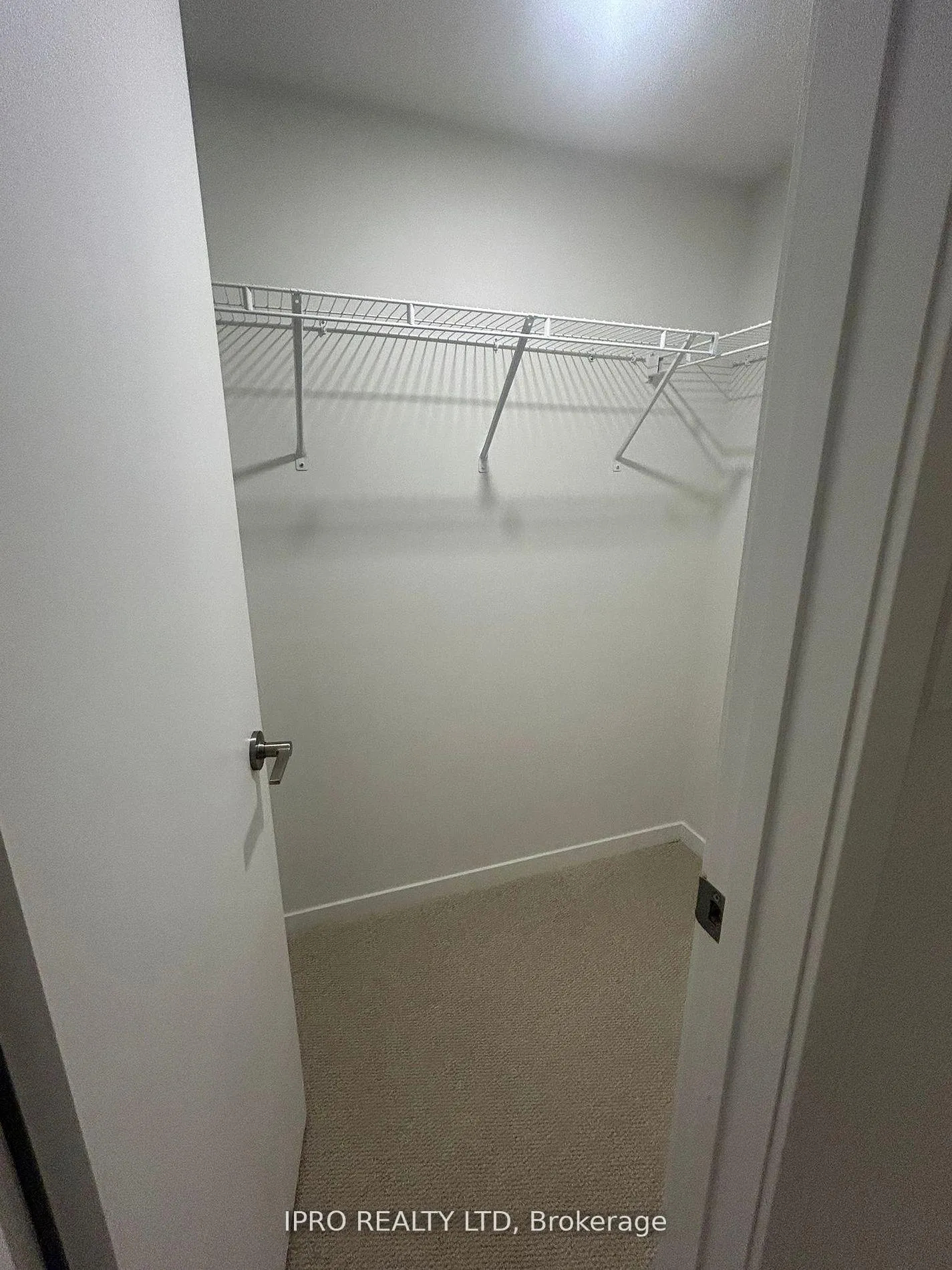 Photo 11 of Unit 358, 100 Honeycrisp Crescent, Vaughan, Vaughan Corporate Centre — HOMEH