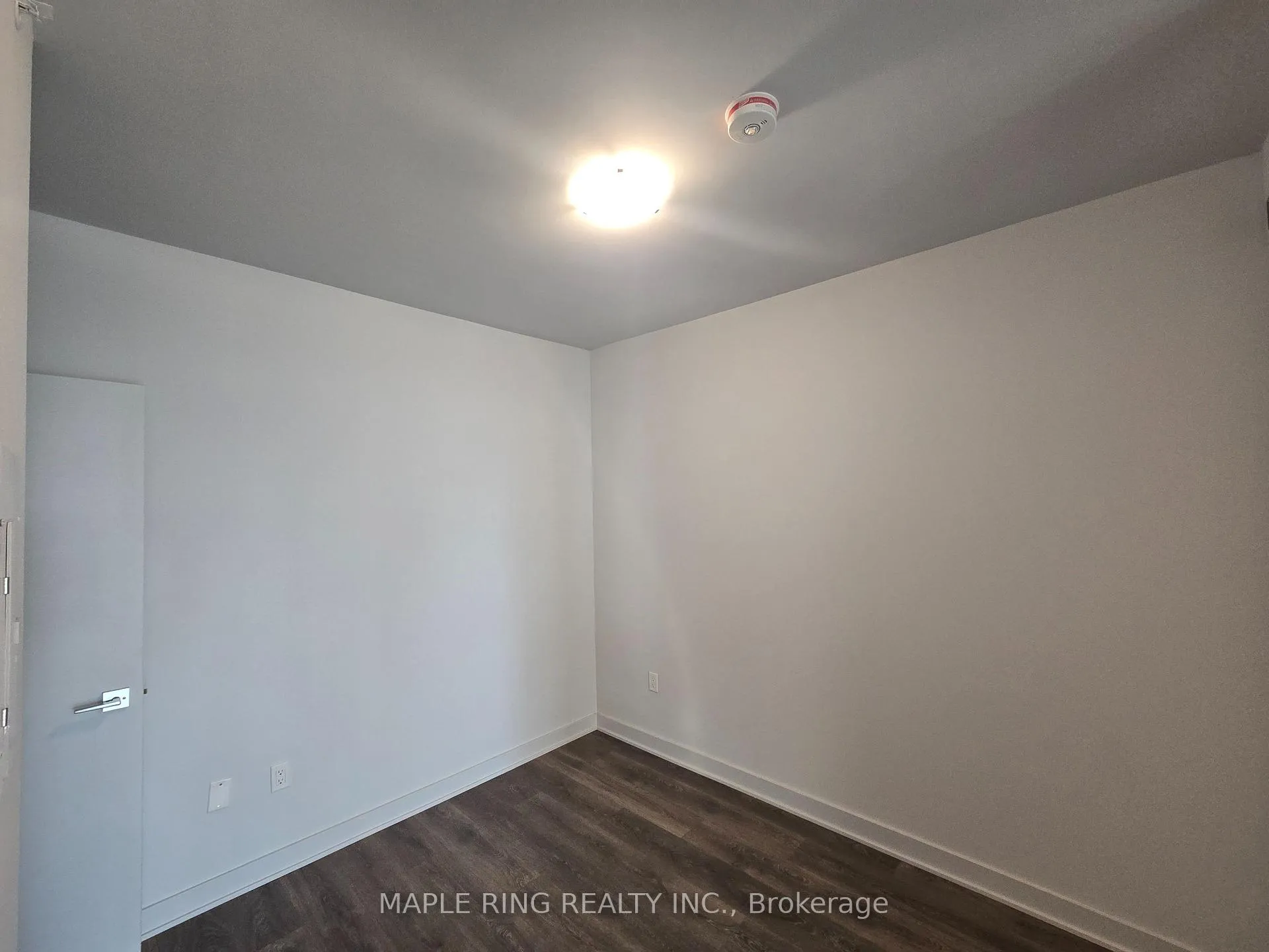 Photo 5 of Unit 901, 2920 Highway 7 Road, Vaughan, Concord — HOMEH