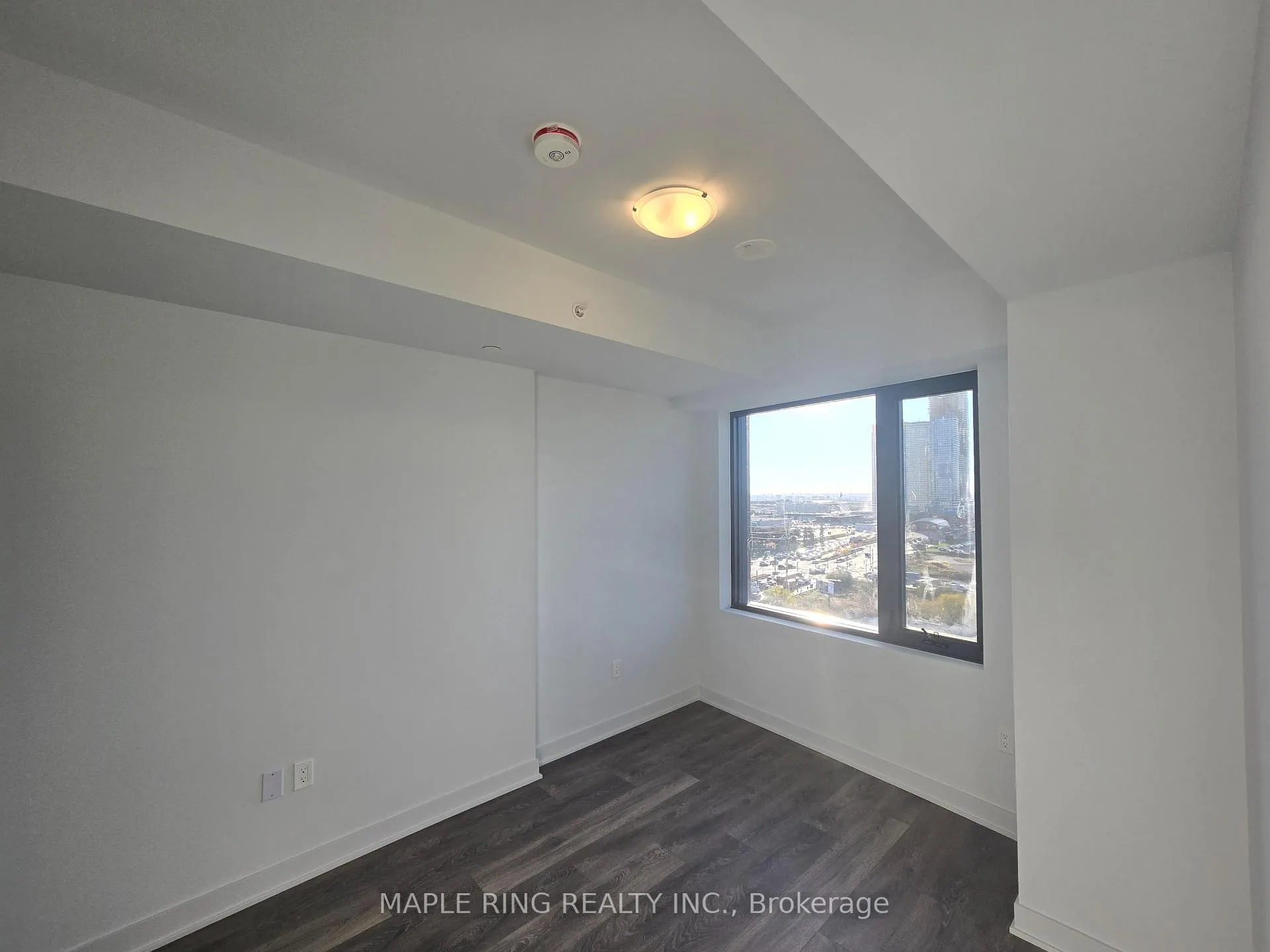 Photo 8 of Unit 901, 2920 Highway 7 Road, Vaughan, Concord — HOMEH