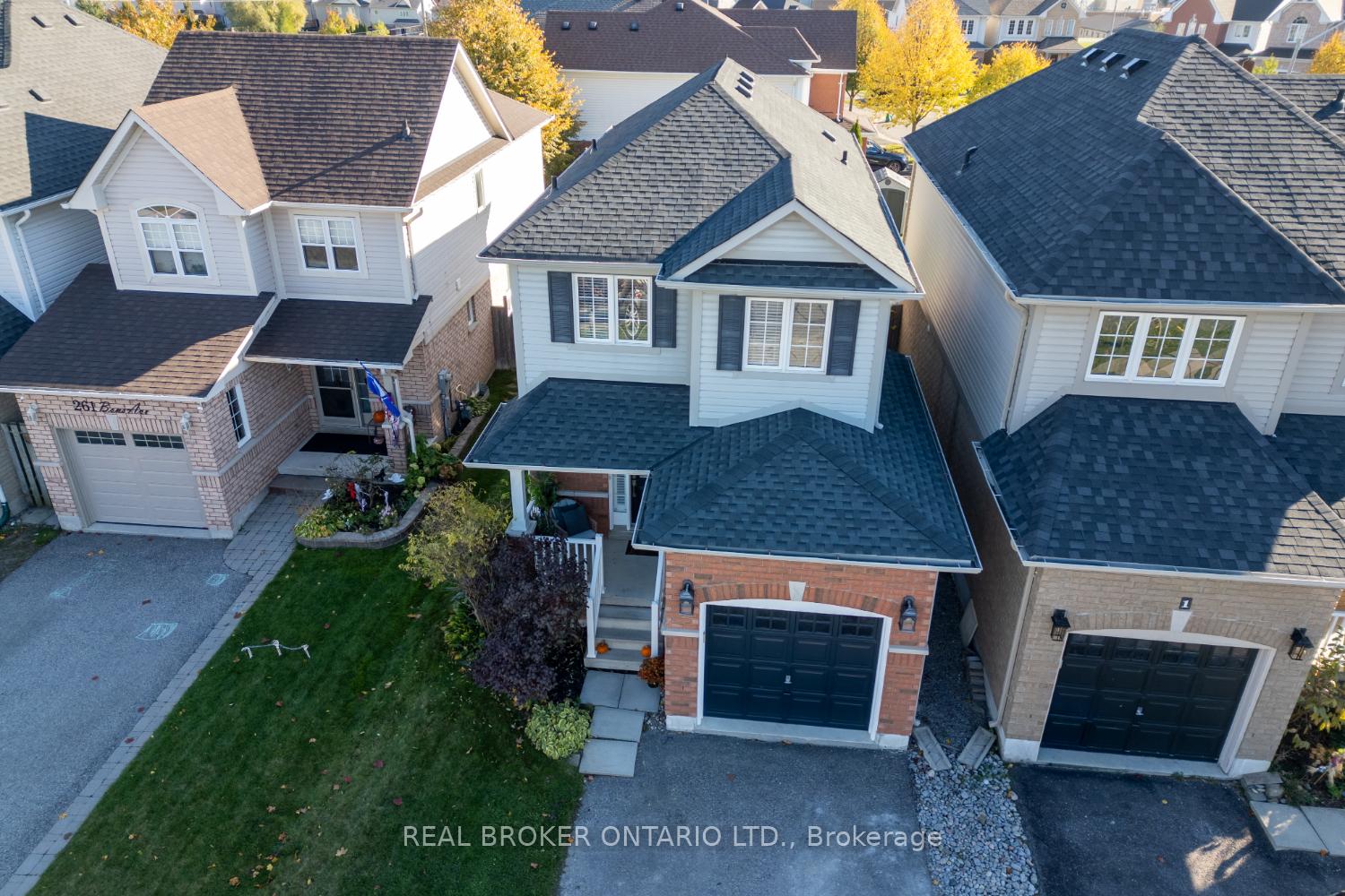 Photo 2 of 265 Bons Avenue, Clarington, Bowmanville — HOMEH