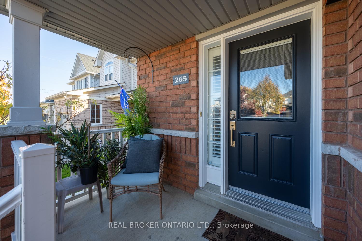 Photo 6 of 265 Bons Avenue, Clarington, Bowmanville — HOMEH
