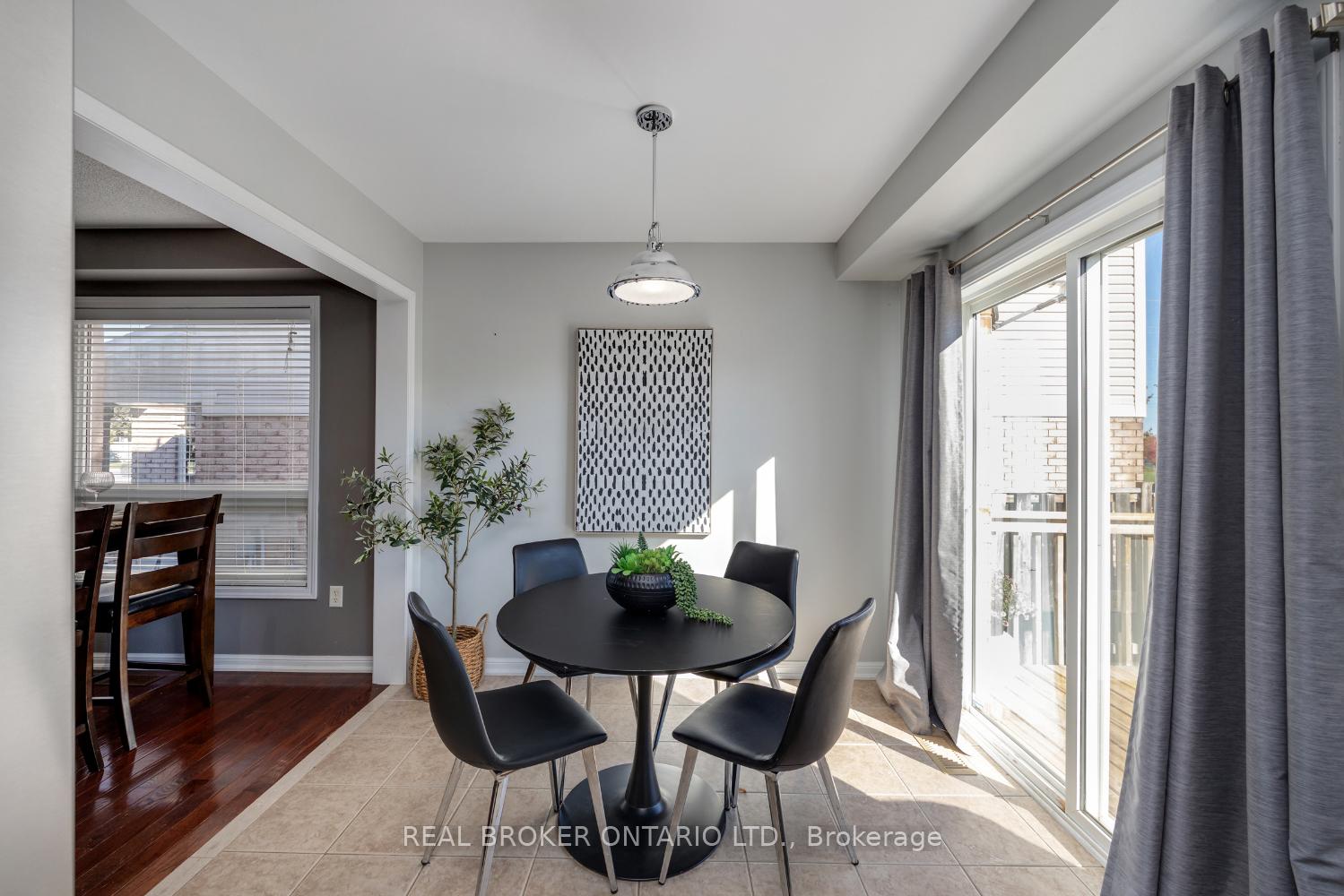 Photo 14 of 265 Bons Avenue, Clarington, Bowmanville — HOMEH