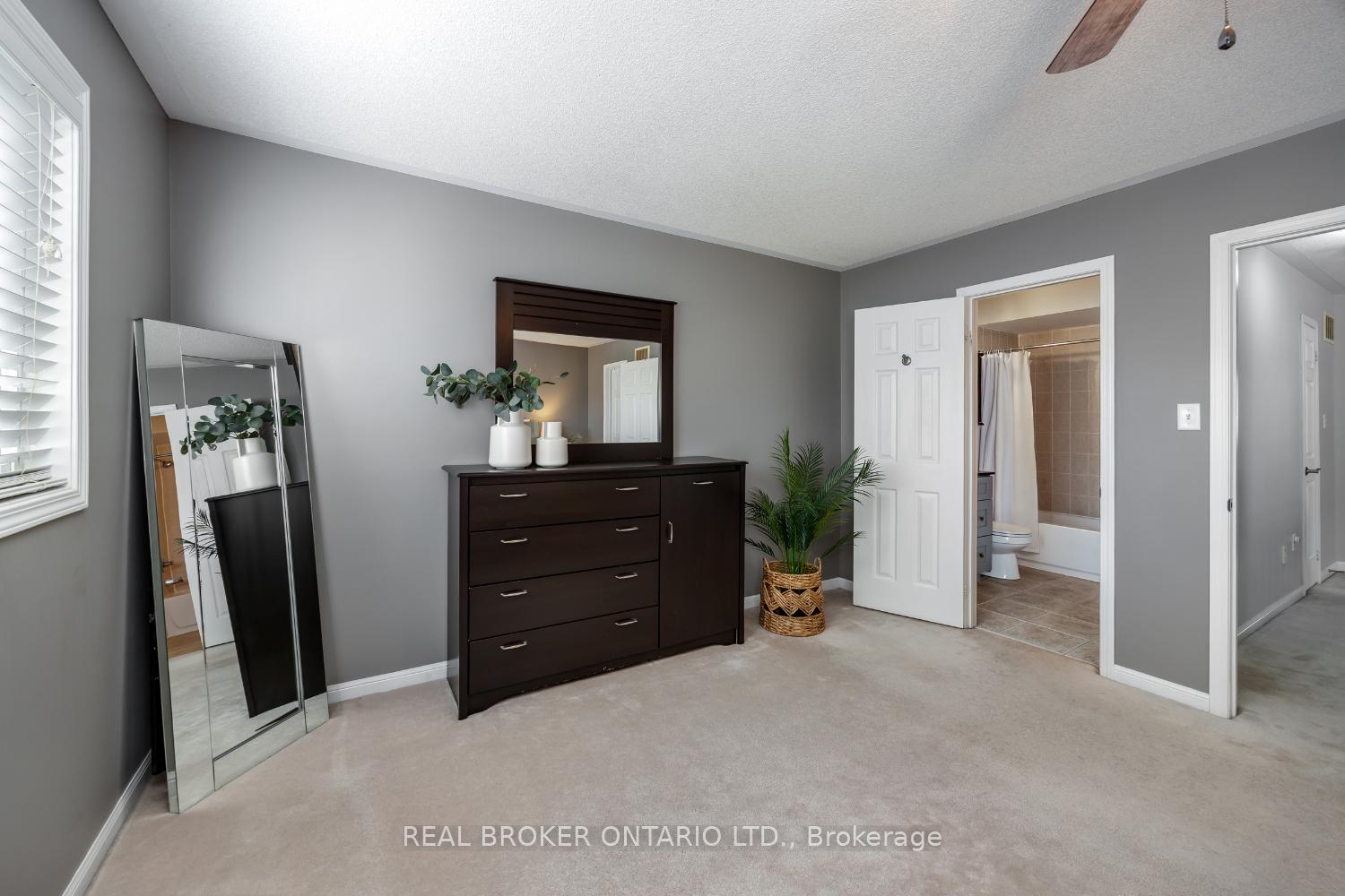Photo 24 of 265 Bons Avenue, Clarington, Bowmanville — HOMEH