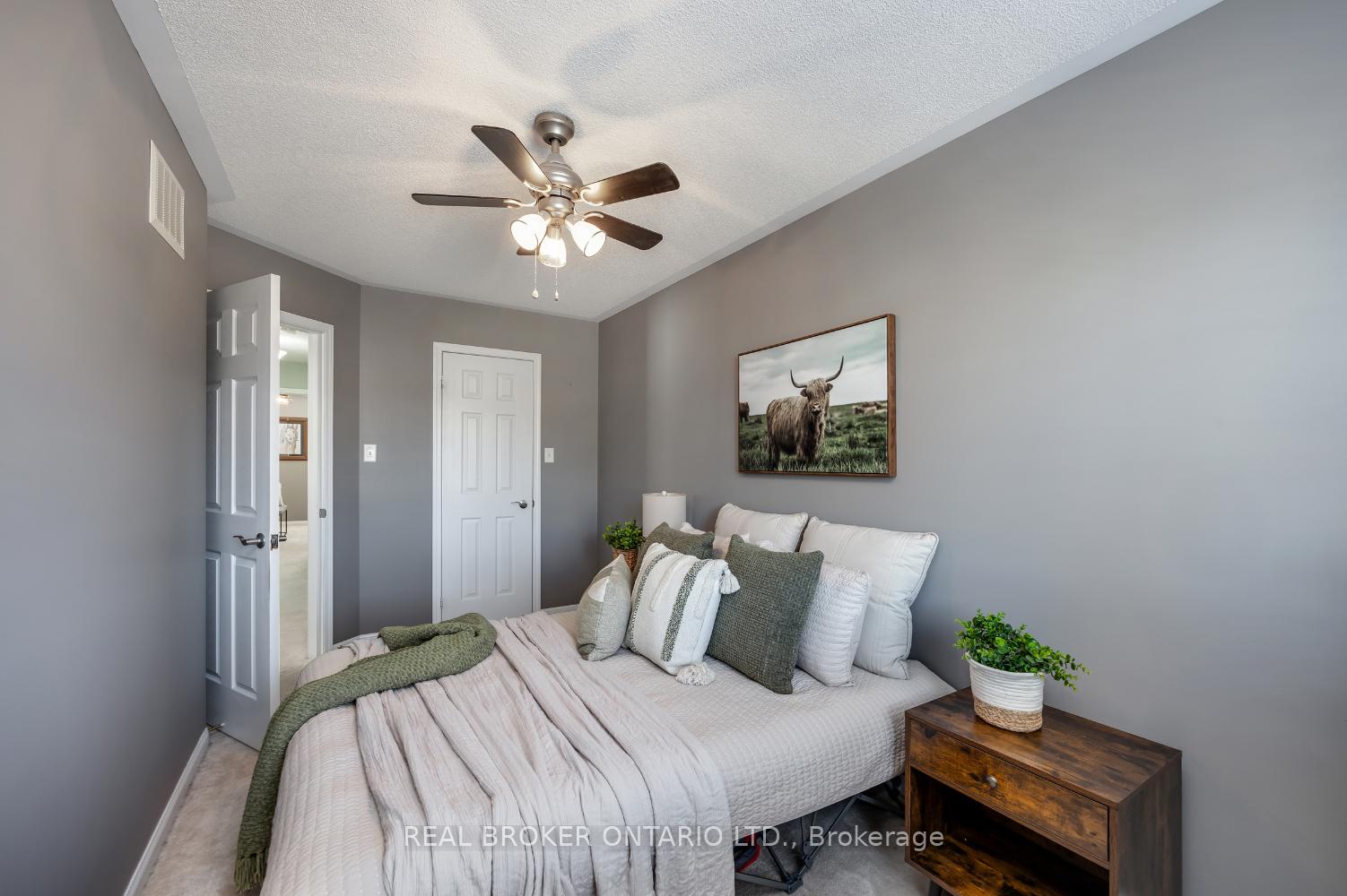 Photo 26 of 265 Bons Avenue, Clarington, Bowmanville — HOMEH
