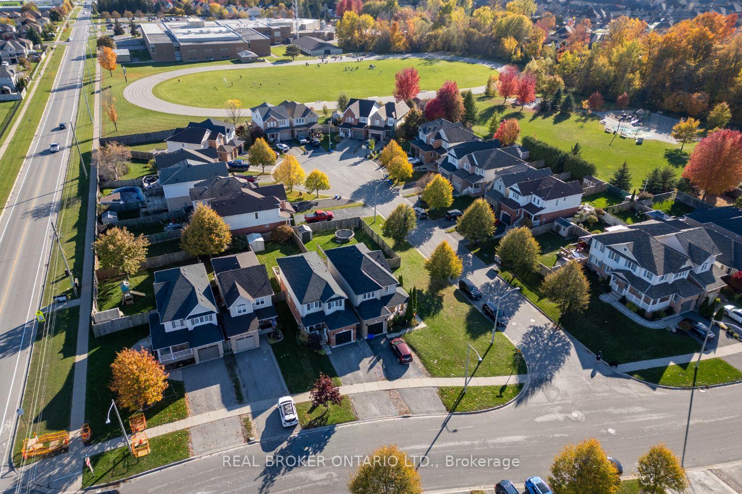 Photo 35 of 265 Bons Avenue, Clarington, Bowmanville — HOMEH