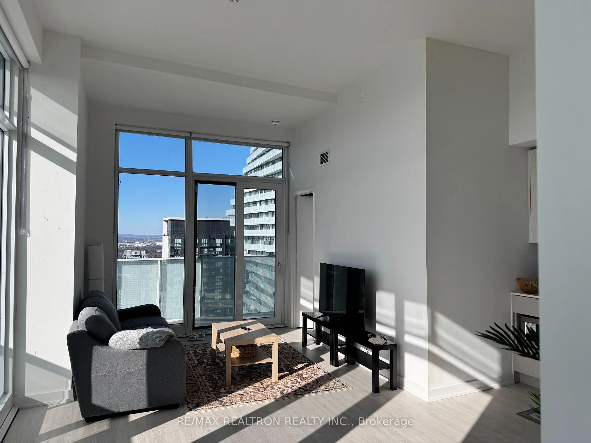 Front of Unit 4910, 3883 Quartz Road