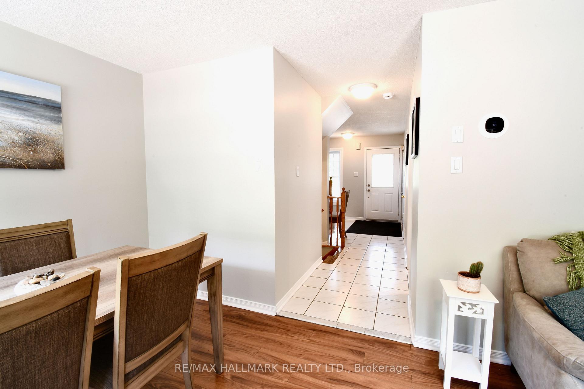Photo 4 of 24 Glenora Place, Georgina, Keswick North — HOMEH