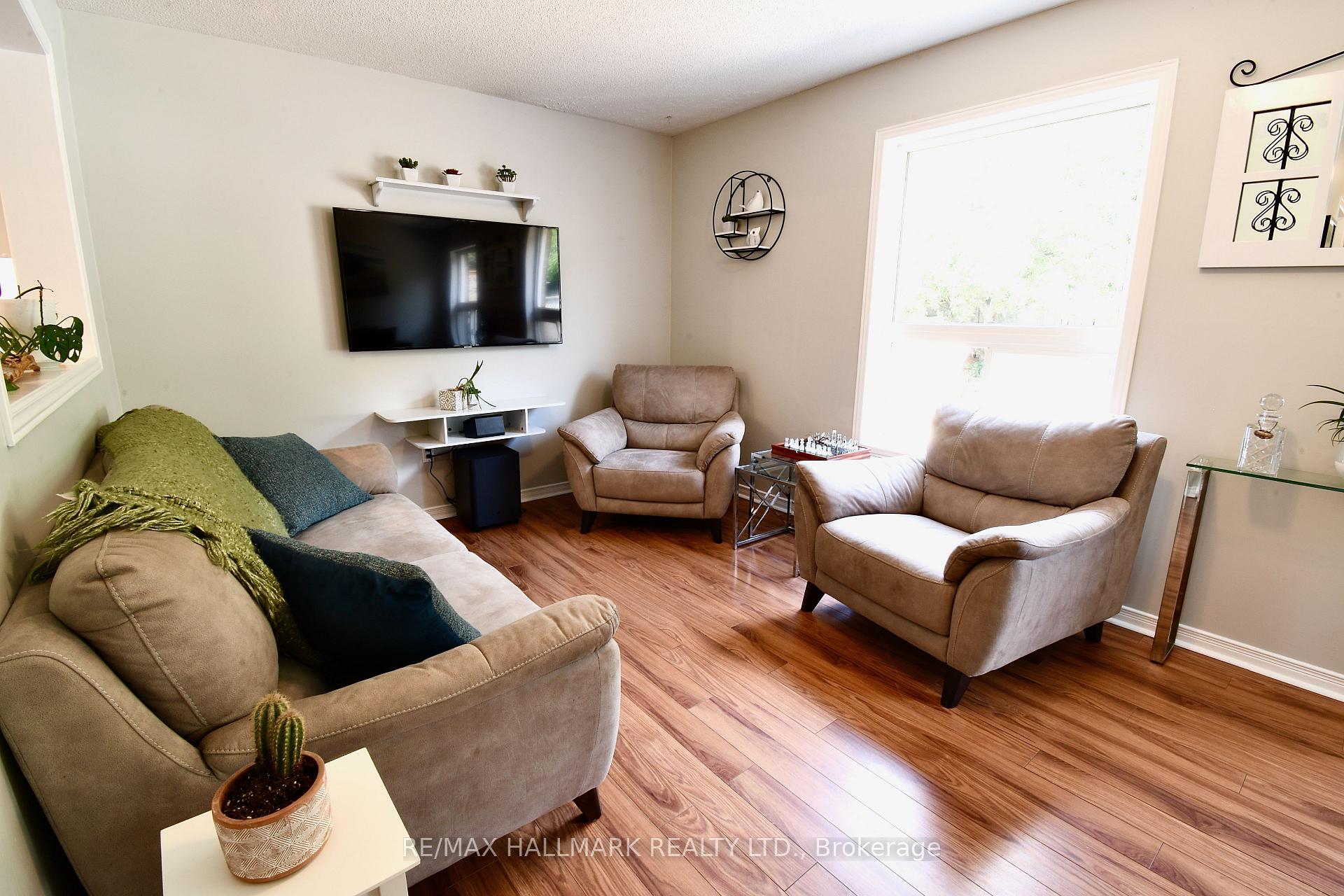 Photo 7 of 24 Glenora Place, Georgina, Keswick North — HOMEH