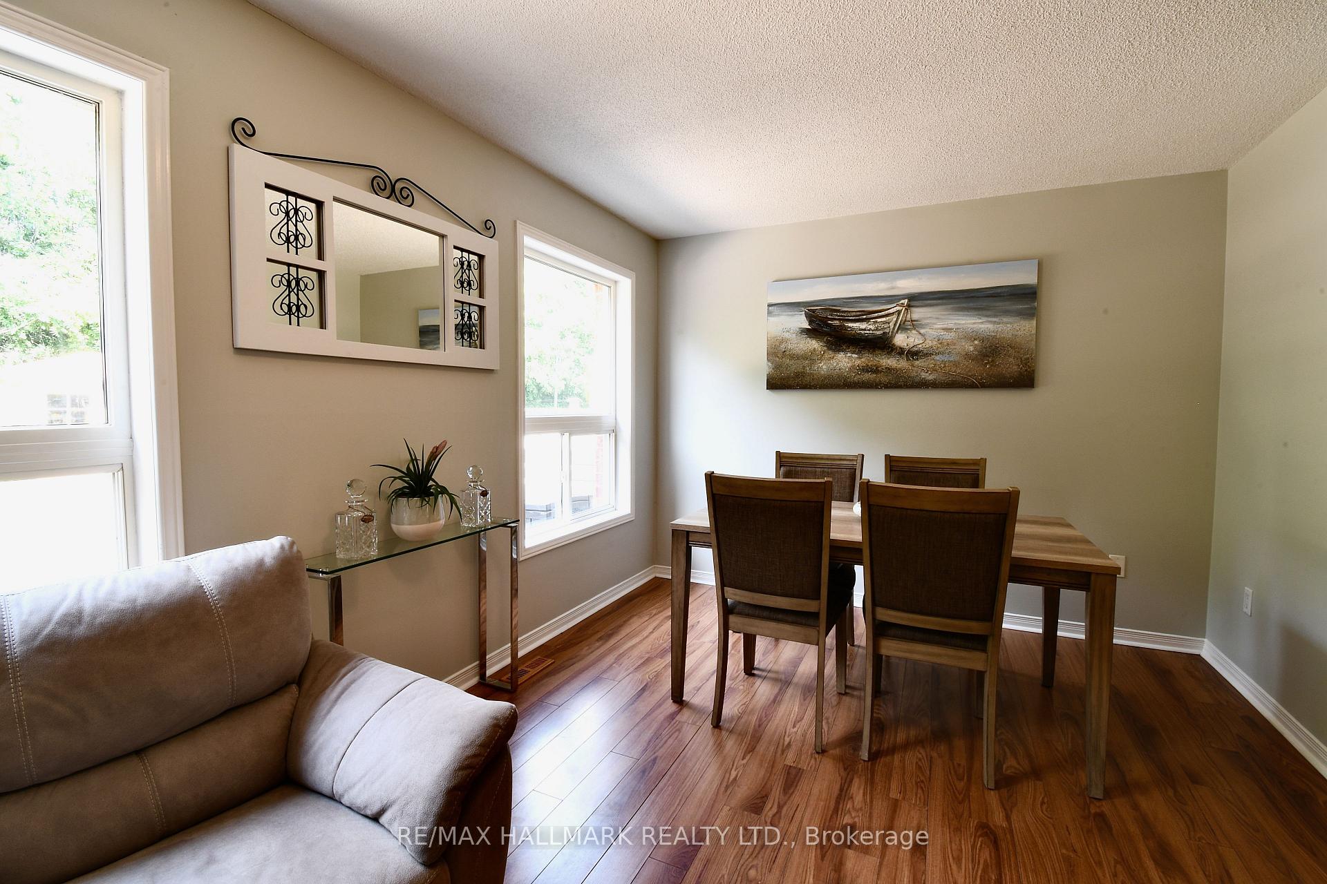Photo 8 of 24 Glenora Place, Georgina, Keswick North — HOMEH