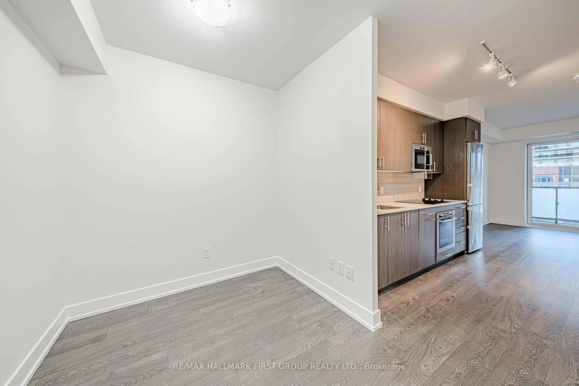 Photo 12 of Unit 311, 2550 Simcoe Street N, Oshawa, Windfields — HOMEH