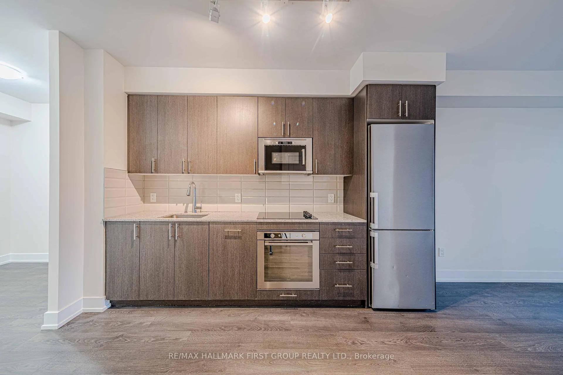 Photo 17 of Unit 311, 2550 Simcoe Street N, Oshawa, Windfields — HOMEH