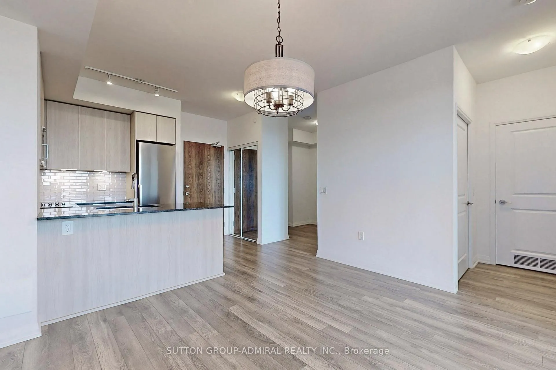 Photo 8 of Unit 316, 99 Eagle Rock Way, Vaughan, Rural Vaughan — HOMEH