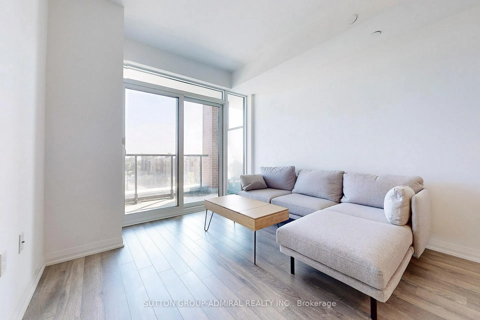 Photo 13 of Unit 316, 99 Eagle Rock Way, Vaughan, Rural Vaughan — HOMEH