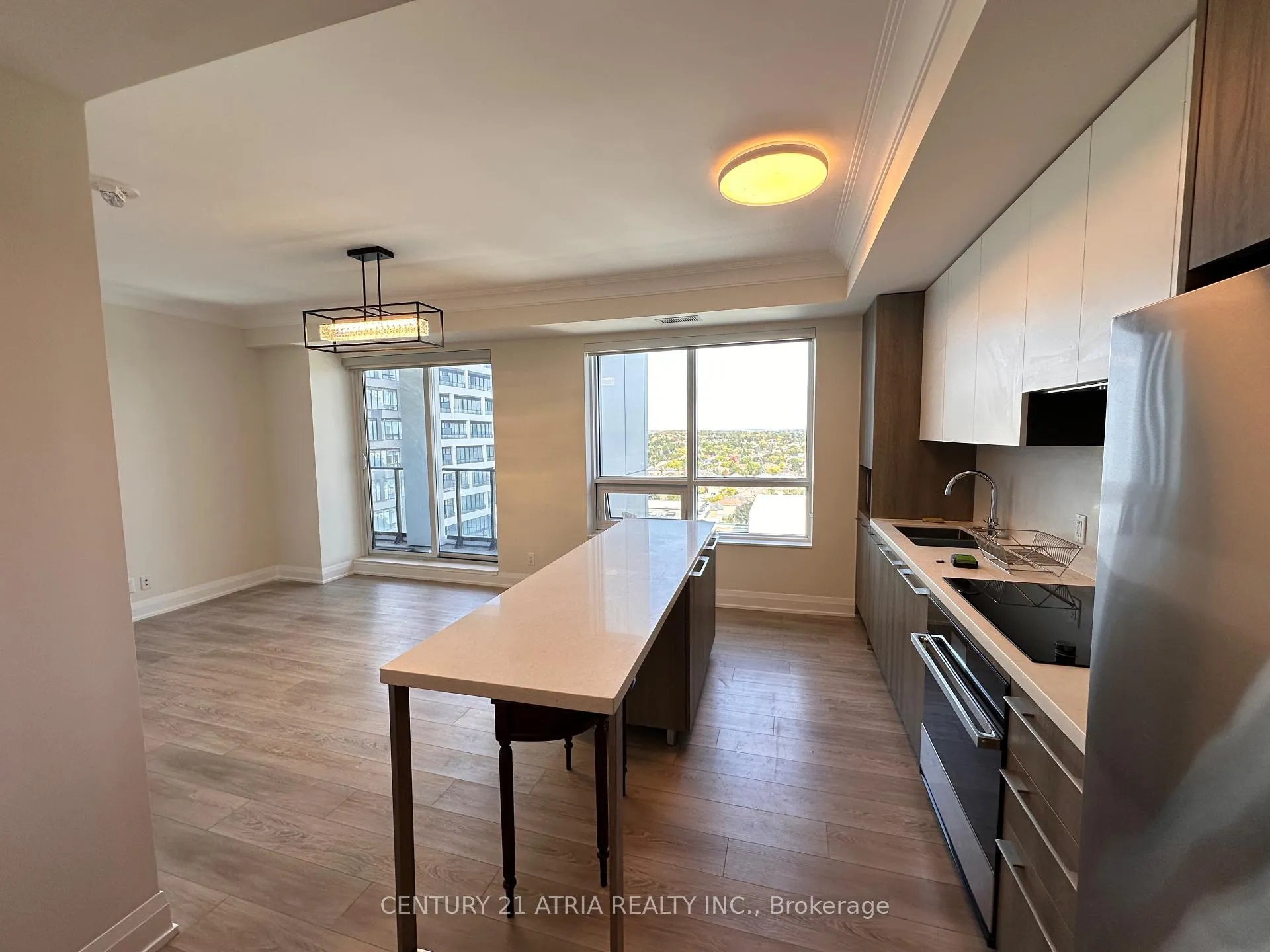 Photo 4 of Unit 1708, 18 Water Walk Drive, Markham, Unionville — HOMEH