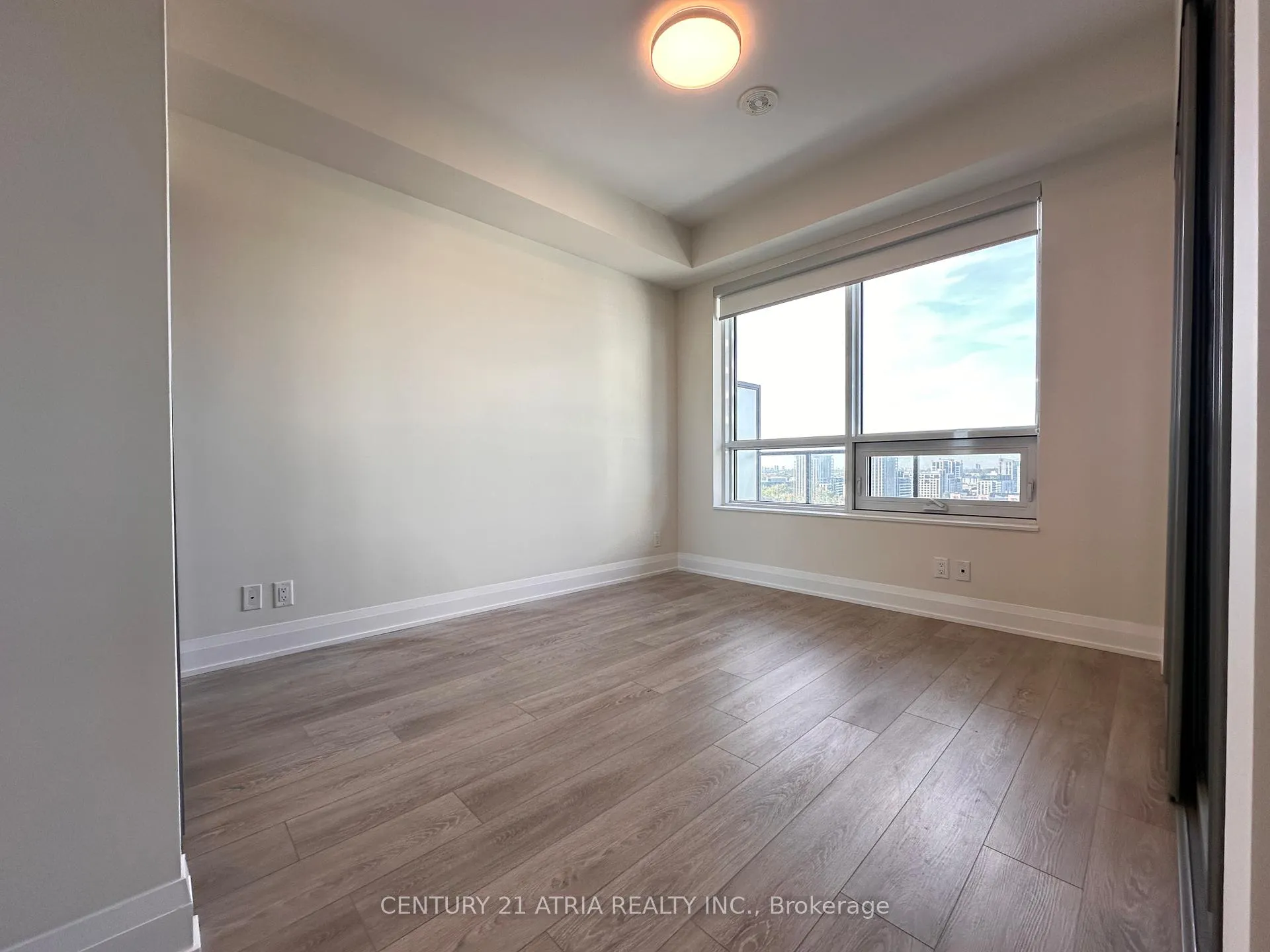 Photo 6 of Unit 1708, 18 Water Walk Drive, Markham, Unionville — HOMEH
