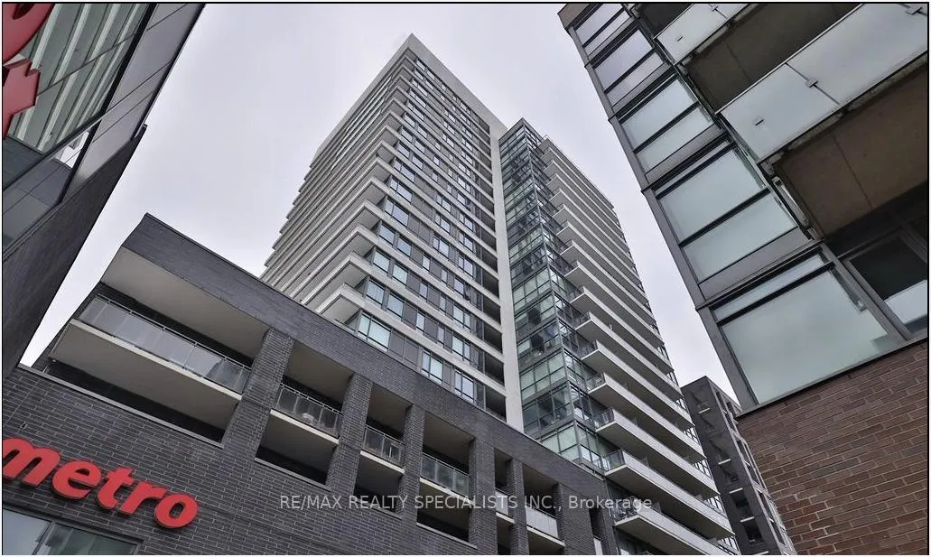 Front of Unit 727, 20 Minowan Miikan Lane