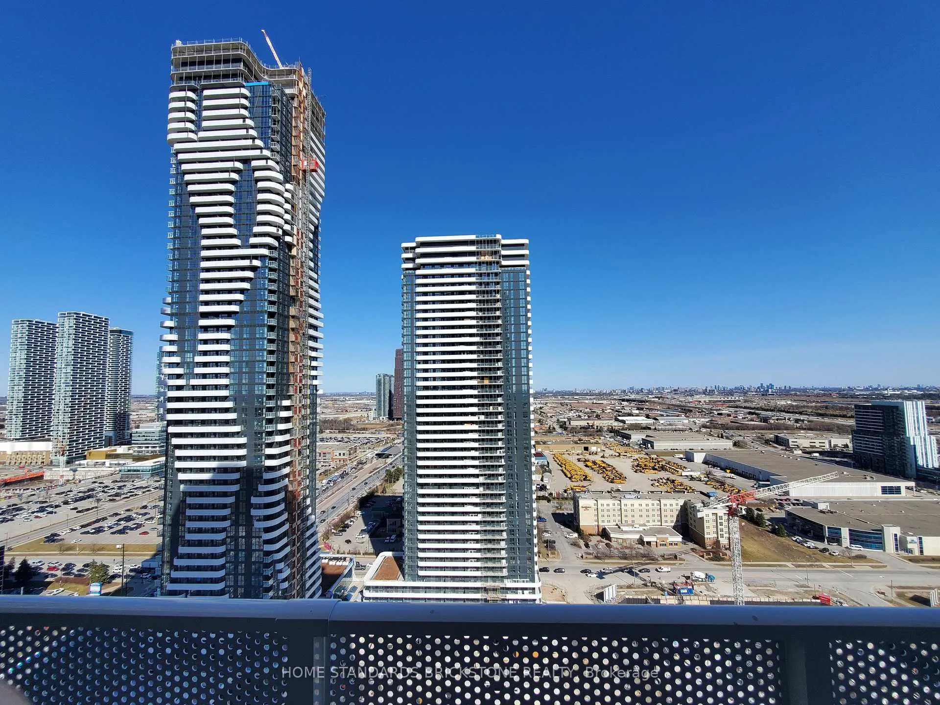 Photo 10 of Unit 3202, 195 Commerce Street, Vaughan, Vaughan Corporate Centre — HOMEH