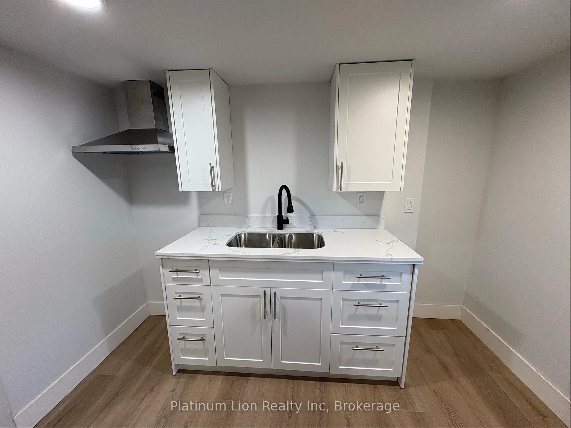 Photo 4 of Unit 4, 803 King Street, Port Colborne, Main Street — HOMEH