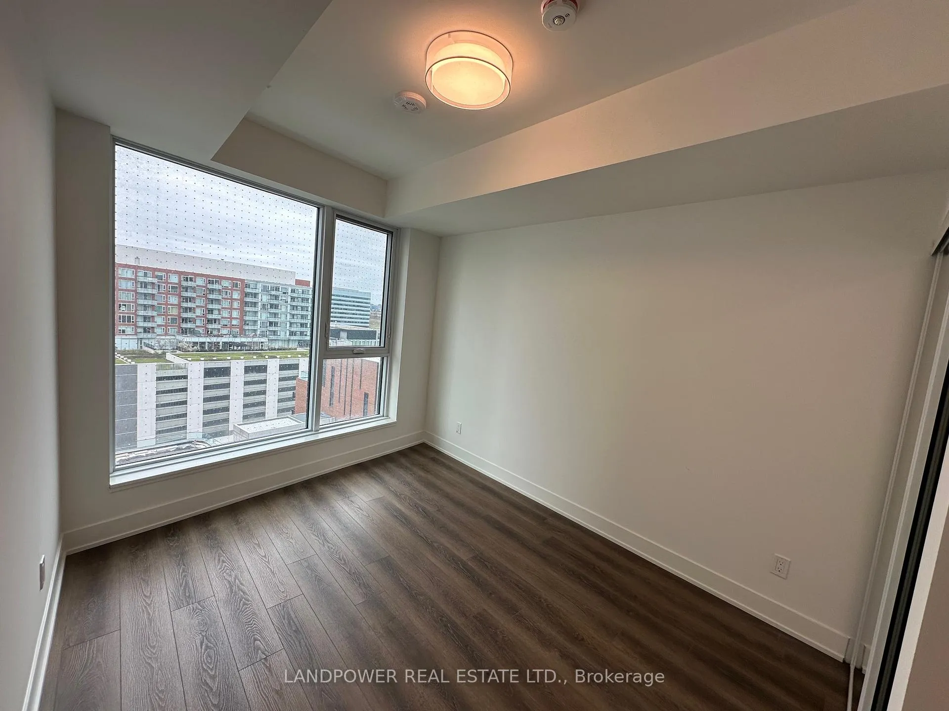 Photo 5 of Unit 1321, 56 Andre De Grasse Street, Markham, Unionville — HOMEH