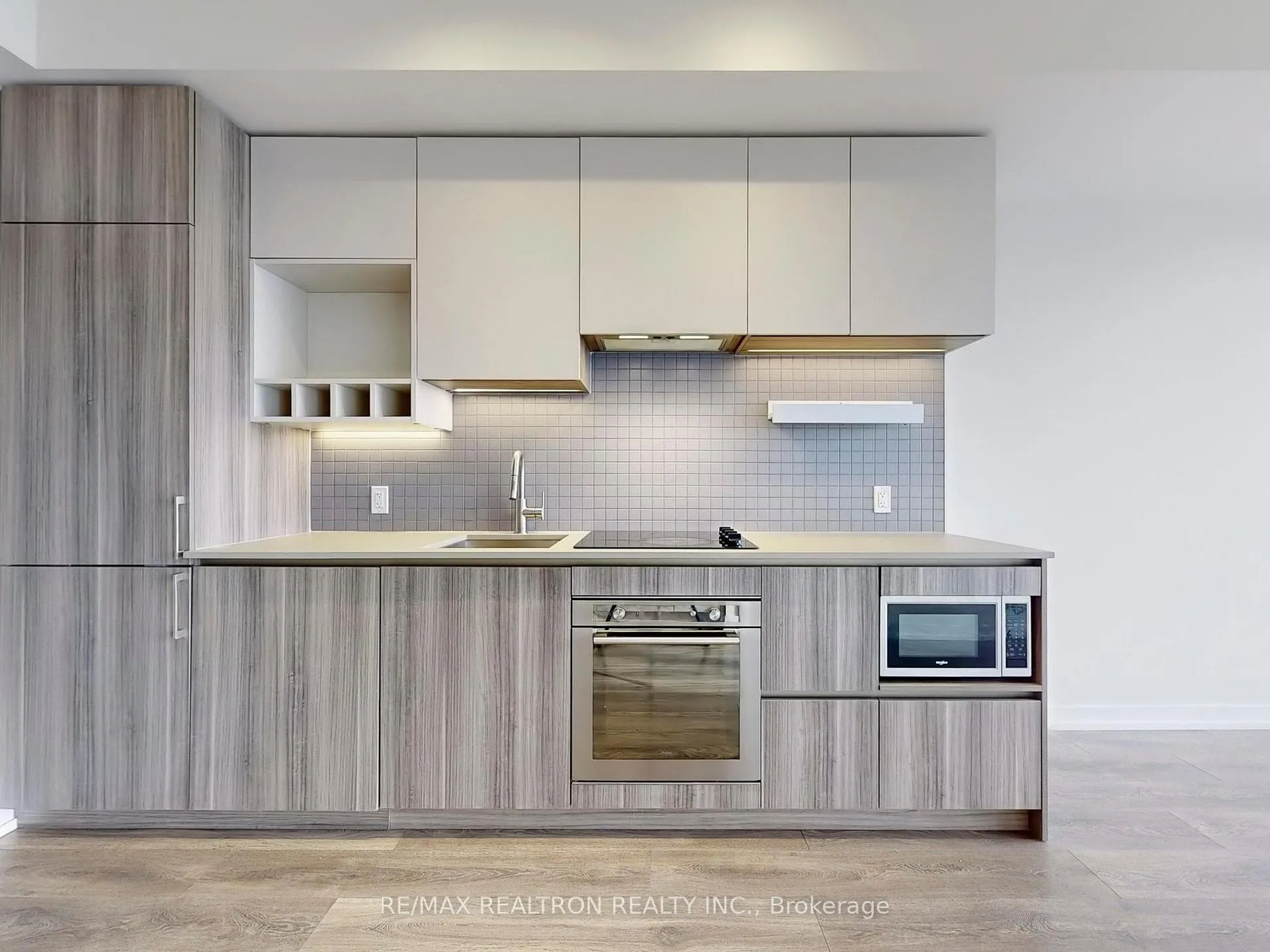 Photo 16 of Unit 5708, 5 Buttermill Avenue, Vaughan, Vaughan Corporate Centre — HOMEH