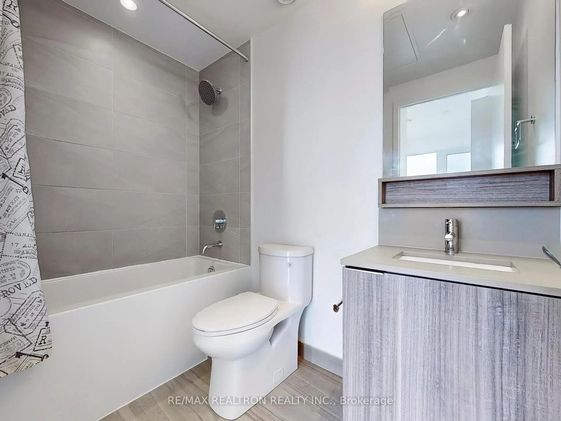 Photo 21 of Unit 5708, 5 Buttermill Avenue, Vaughan, Vaughan Corporate Centre — HOMEH