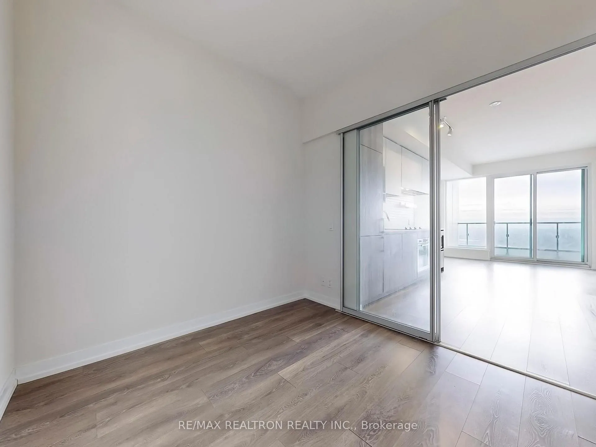 Photo 24 of Unit 5708, 5 Buttermill Avenue, Vaughan, Vaughan Corporate Centre — HOMEH