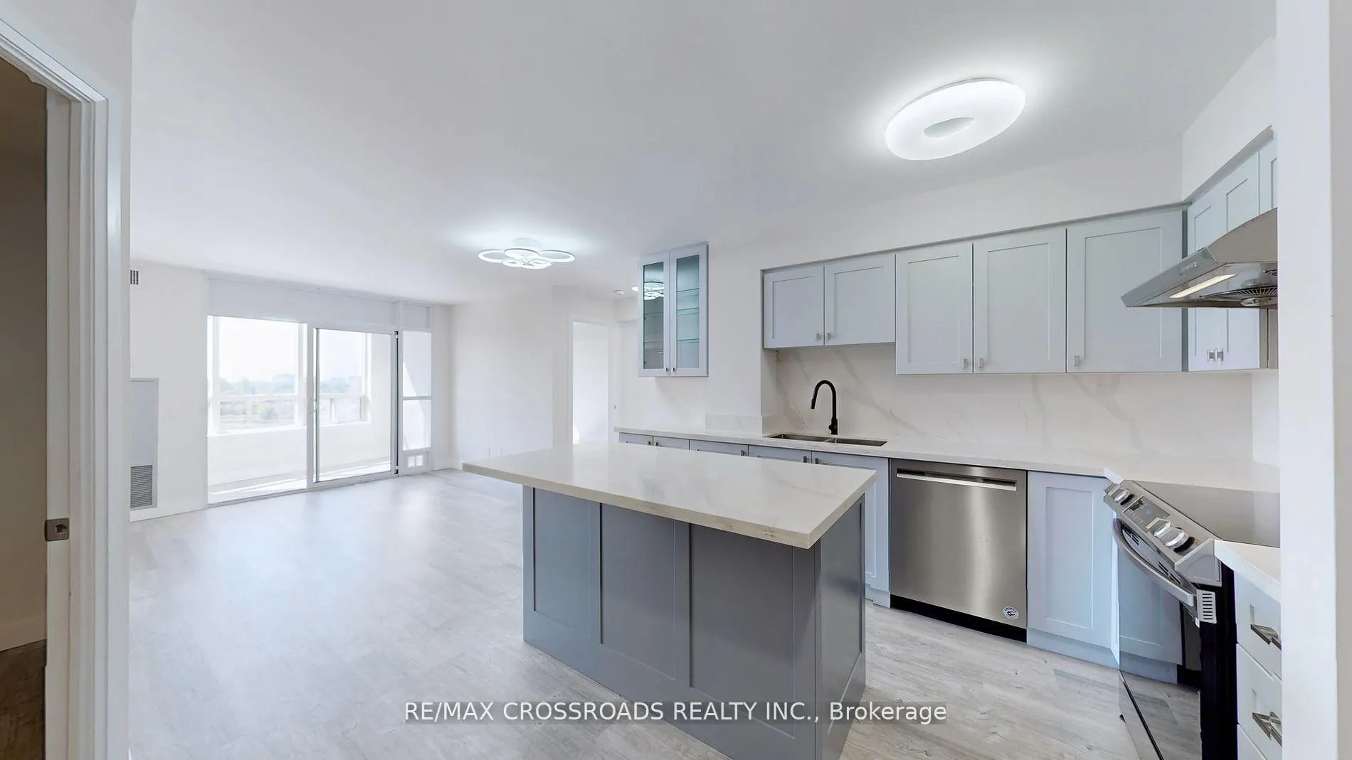 Photo 8 of Unit 705, 7373 Kennedy Road, Markham, Milliken Mills East — HOMEH