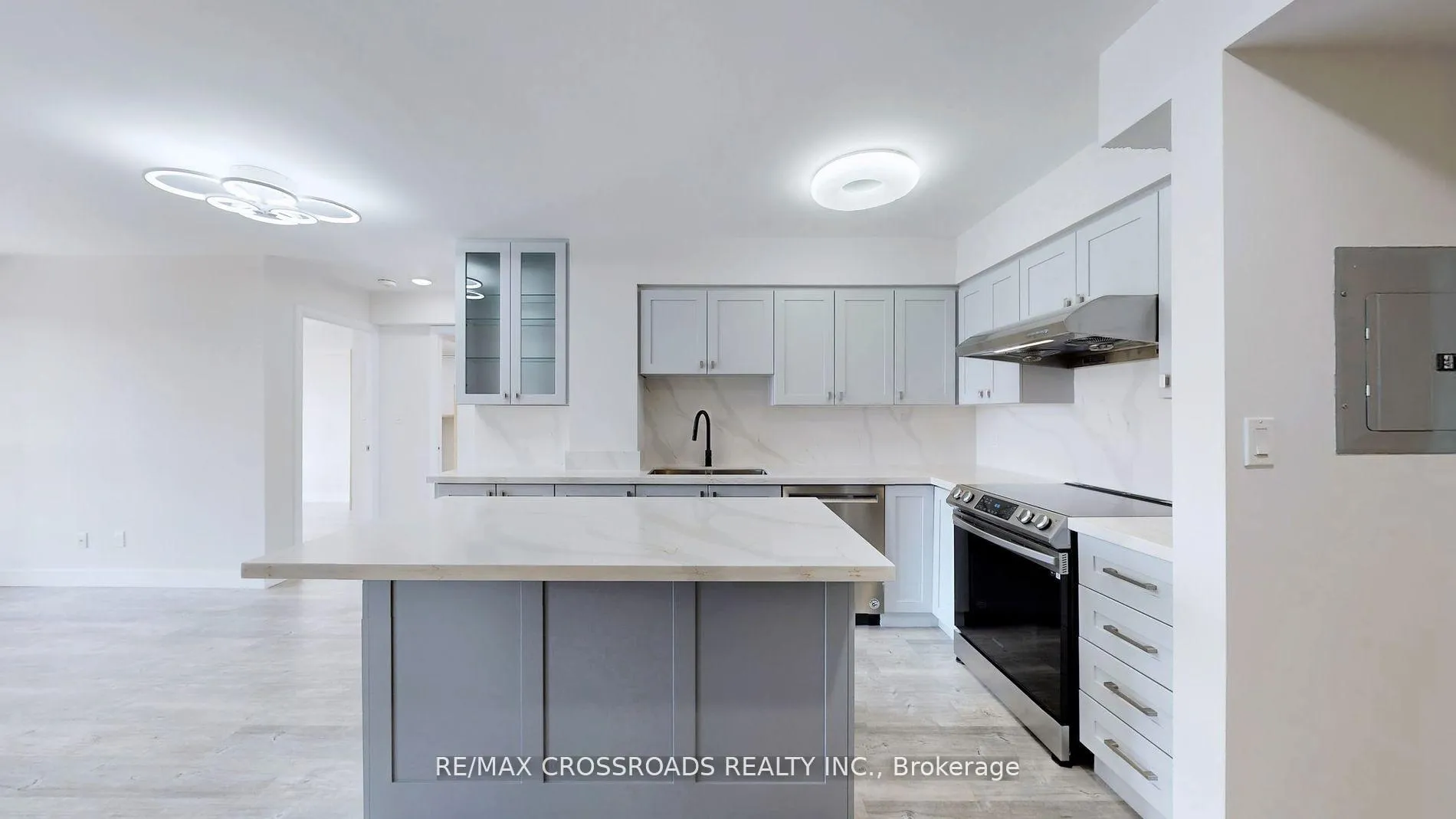 Photo 9 of Unit 705, 7373 Kennedy Road, Markham, Milliken Mills East — HOMEH