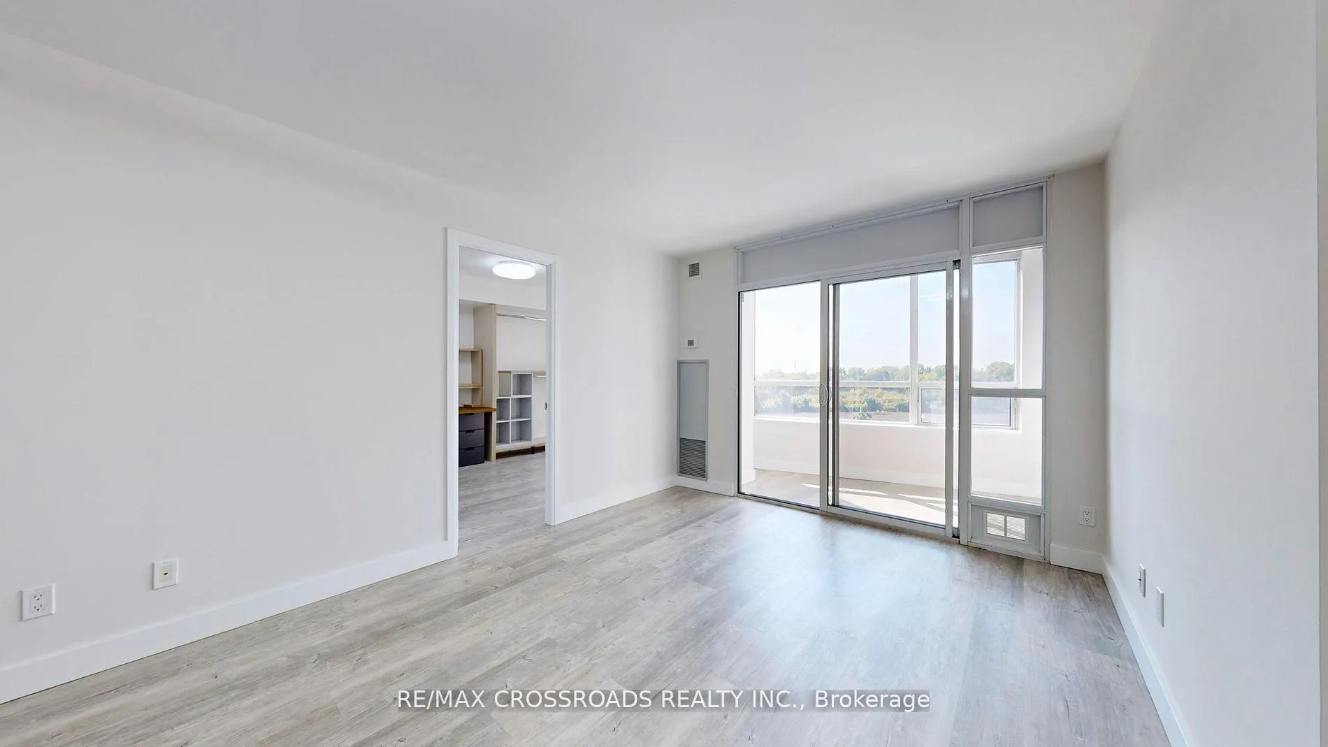 Photo 11 of Unit 705, 7373 Kennedy Road, Markham, Milliken Mills East — HOMEH