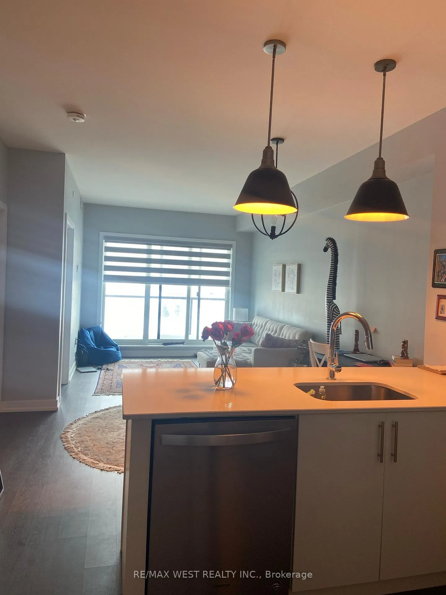 Photo 6 of Unit 342, 555 William Graham Dr, Aurora, Rural Aurora — HOMEH
