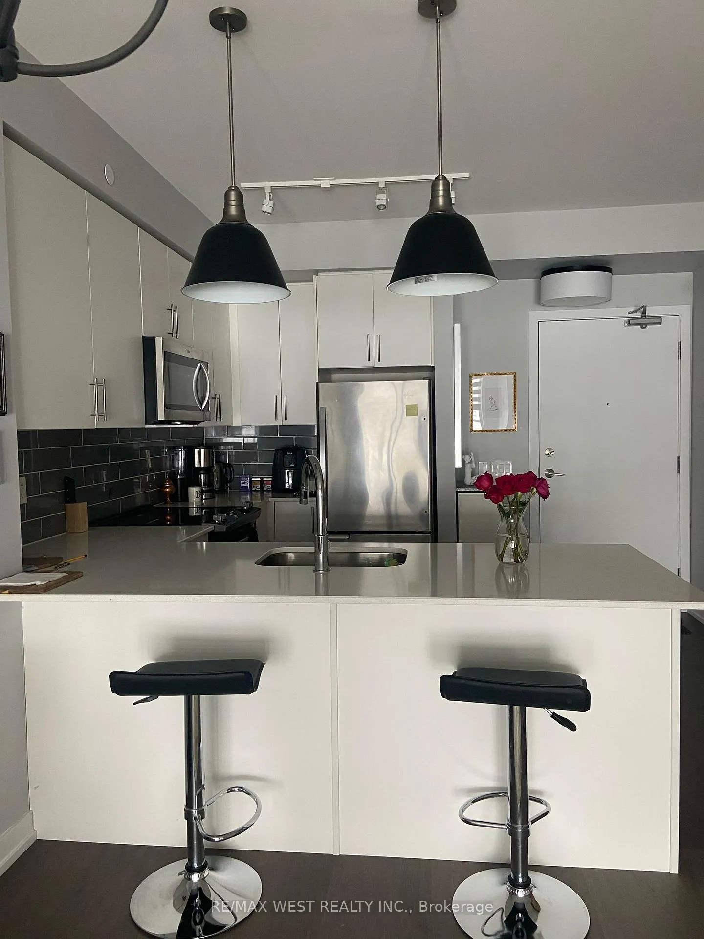 Photo 12 of Unit 342, 555 William Graham Dr, Aurora, Rural Aurora — HOMEH